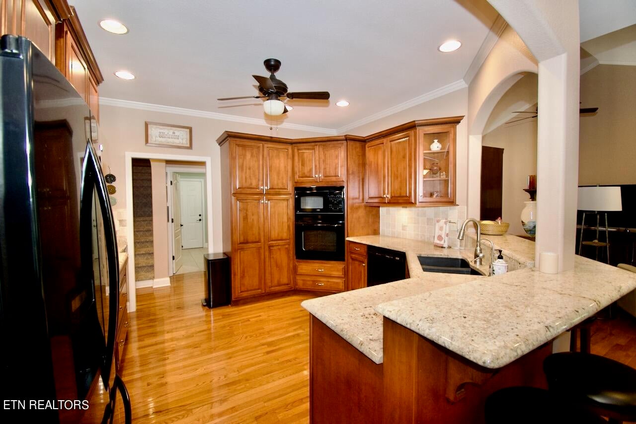 118 Oohleeno Way, Loudon, Tennessee, 37774, United States, 4 Bedrooms Bedrooms, ,3 BathroomsBathrooms,Residential,For Sale,118 Oohleeno Way,1640247