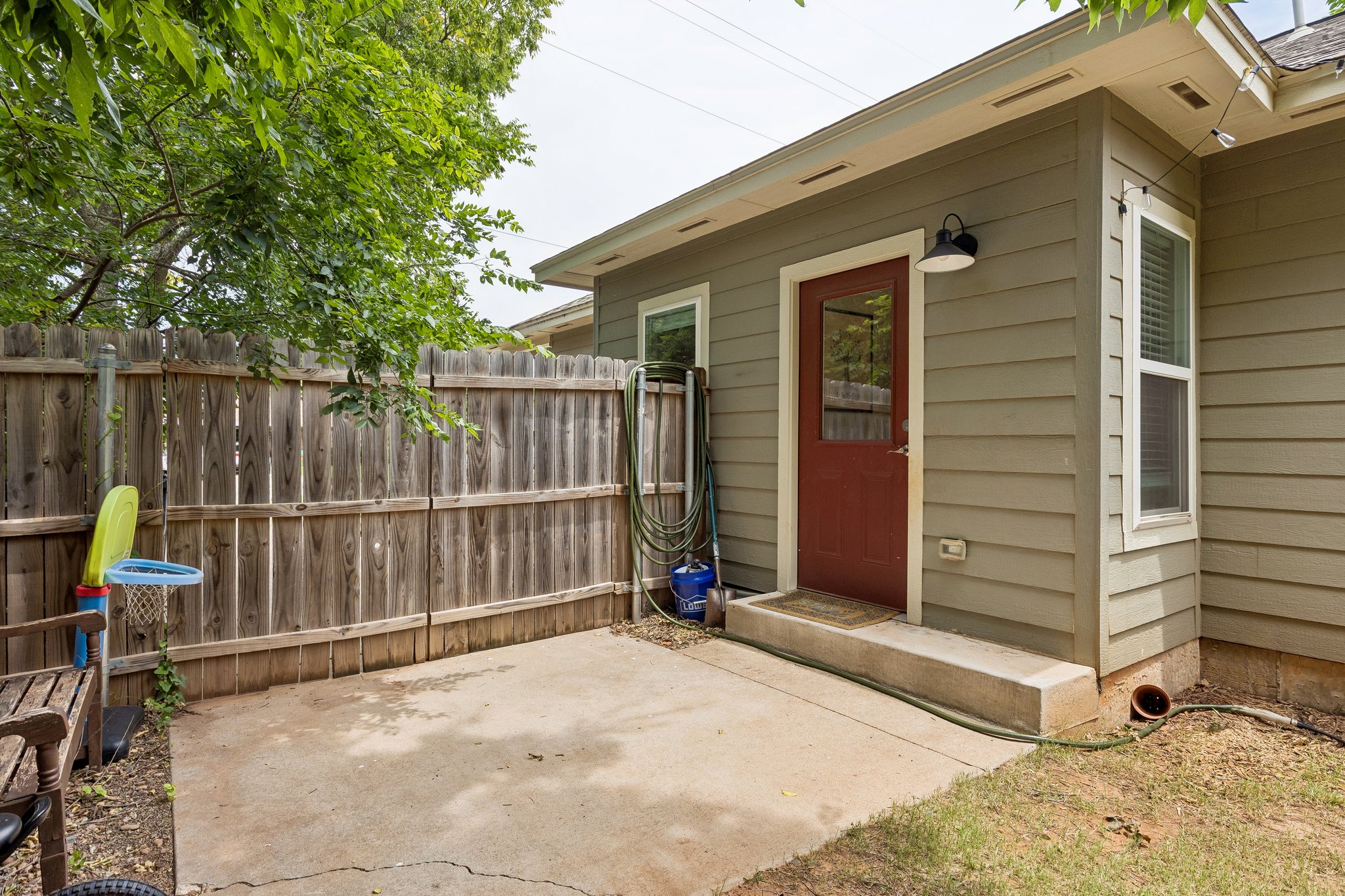  720 Northeast 30th Street, Oklahoma City, OK 73105 - 物件實景