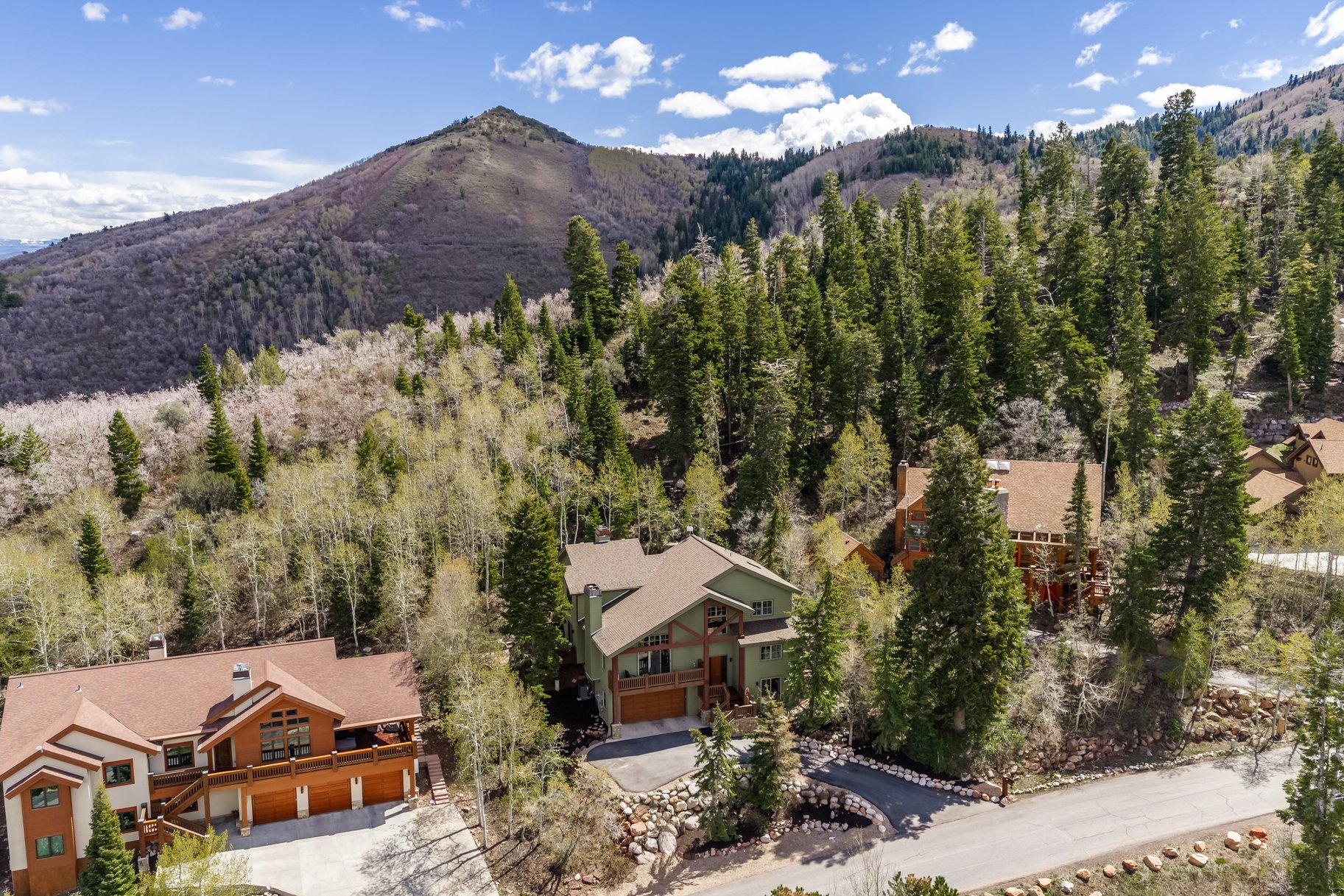  Nature-Inspired Living in the Heart of Park City