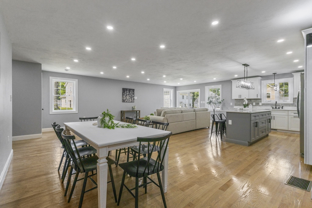 Attleboro, Massachusetts, 02703, United States, 4 Bedrooms Bedrooms, ,3 BathroomsBathrooms,Residential,For Sale,1924385