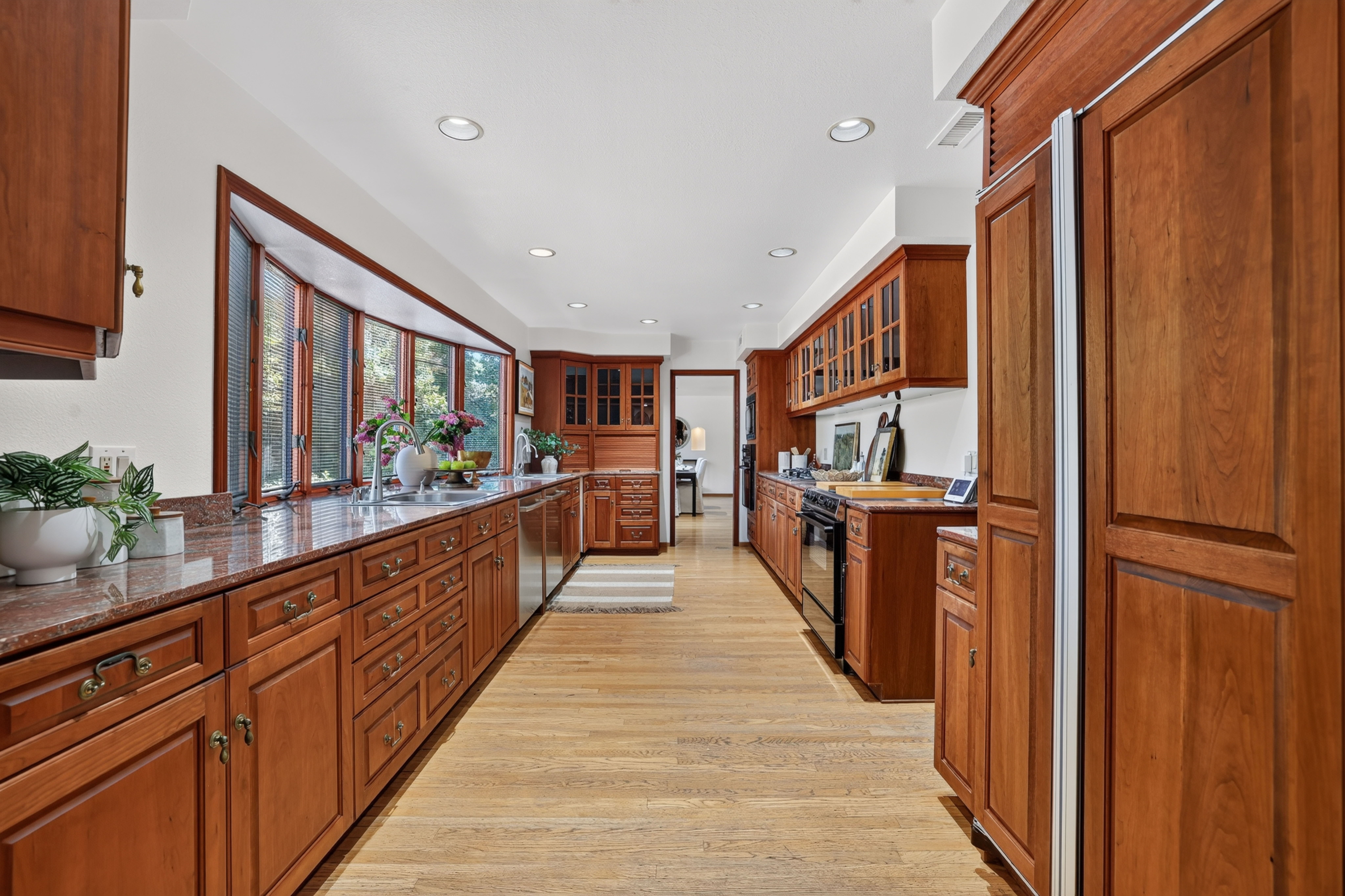  39870 Sharon Avenue, Davis, CA 95616 - 物件實景
