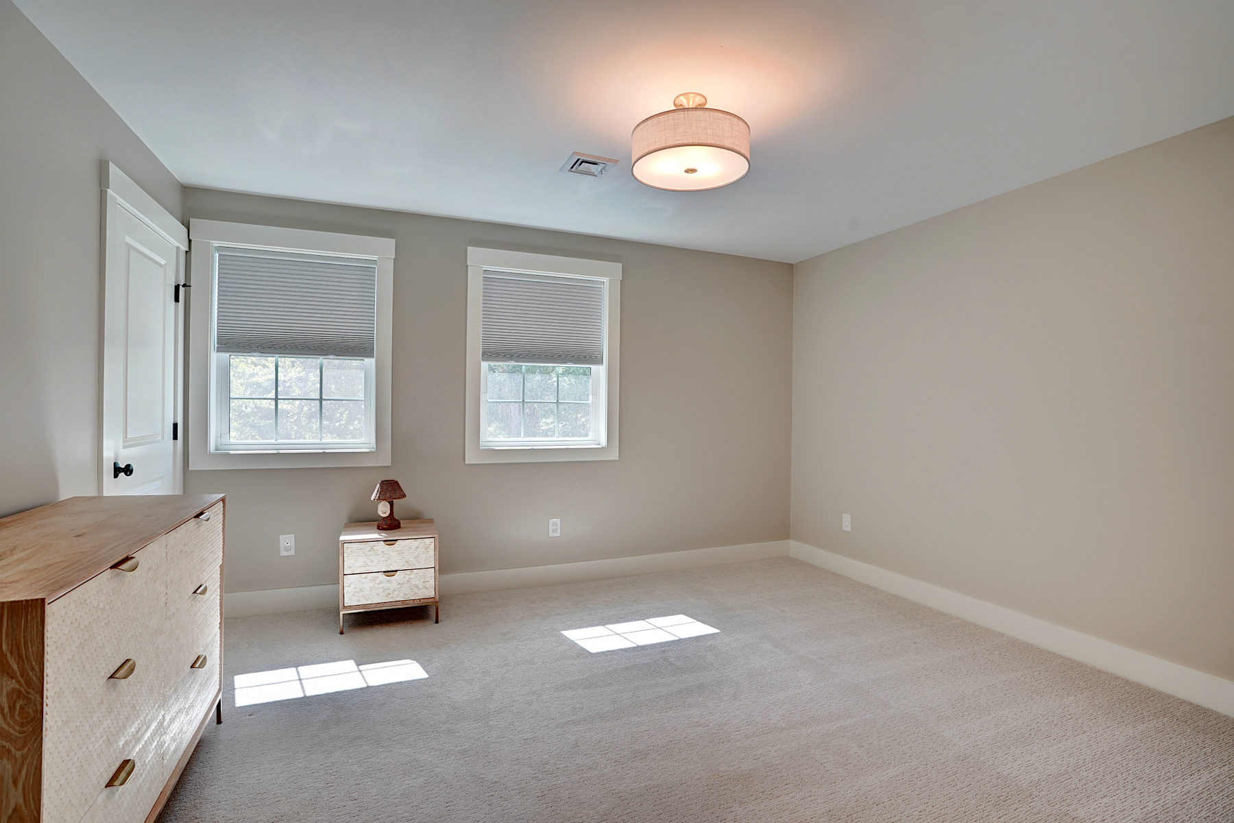  14 Osgood Road Kensington NH - 物件實景