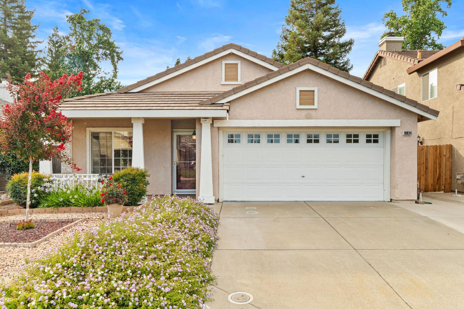 Rancho Cordova, California, 95670, United States, 3 Bedrooms Bedrooms, ,2 BathroomsBathrooms,Residential,For Sale,1900800