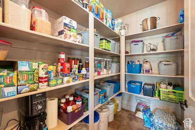 St. George, Utah, 84790, United States, 6 Bedrooms Bedrooms, ,4 BathroomsBathrooms,Residential,For Sale,1983061