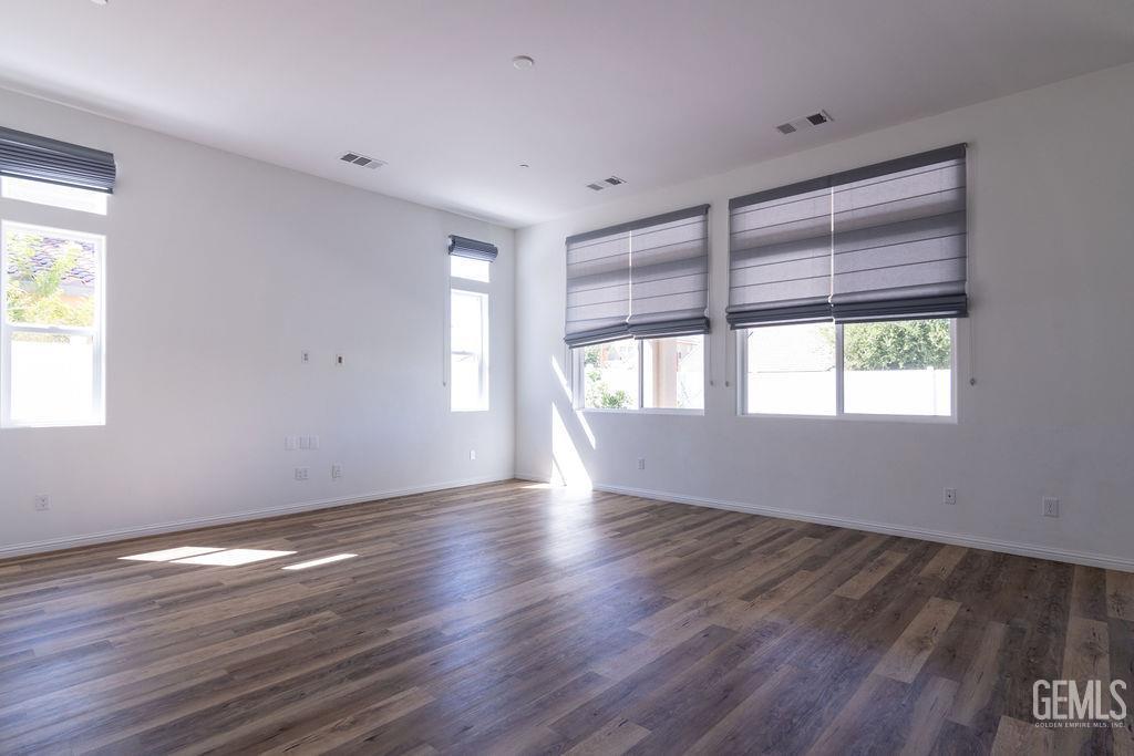 Bakersfield, California, 93311, United States, 4 Bedrooms Bedrooms, ,3 BathroomsBathrooms,Residential,For Sale,1906845