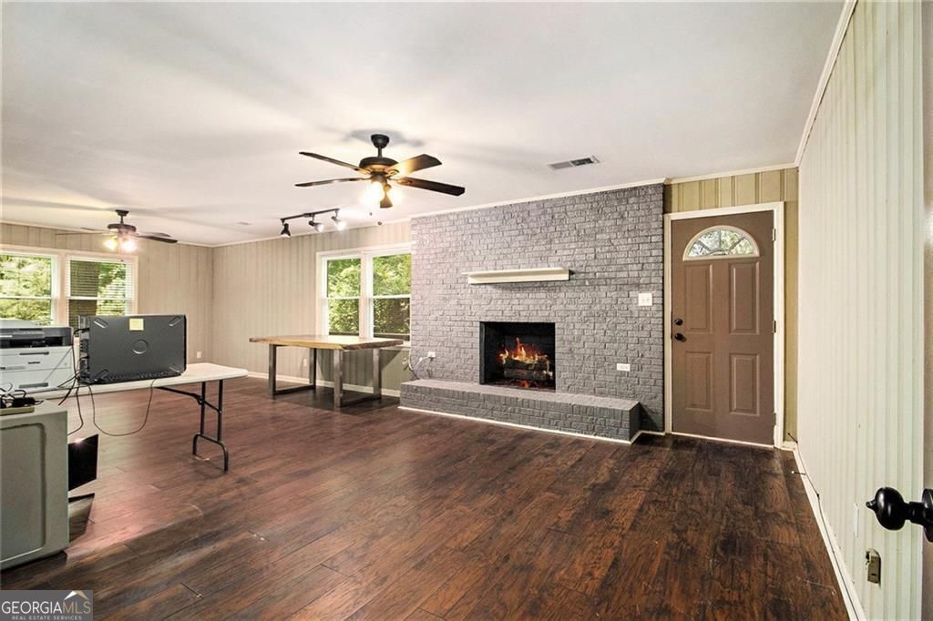 Atlanta, Georgia, 30328, United States, 4 Bedrooms Bedrooms, ,3 BathroomsBathrooms,Residential,For Sale,1858983