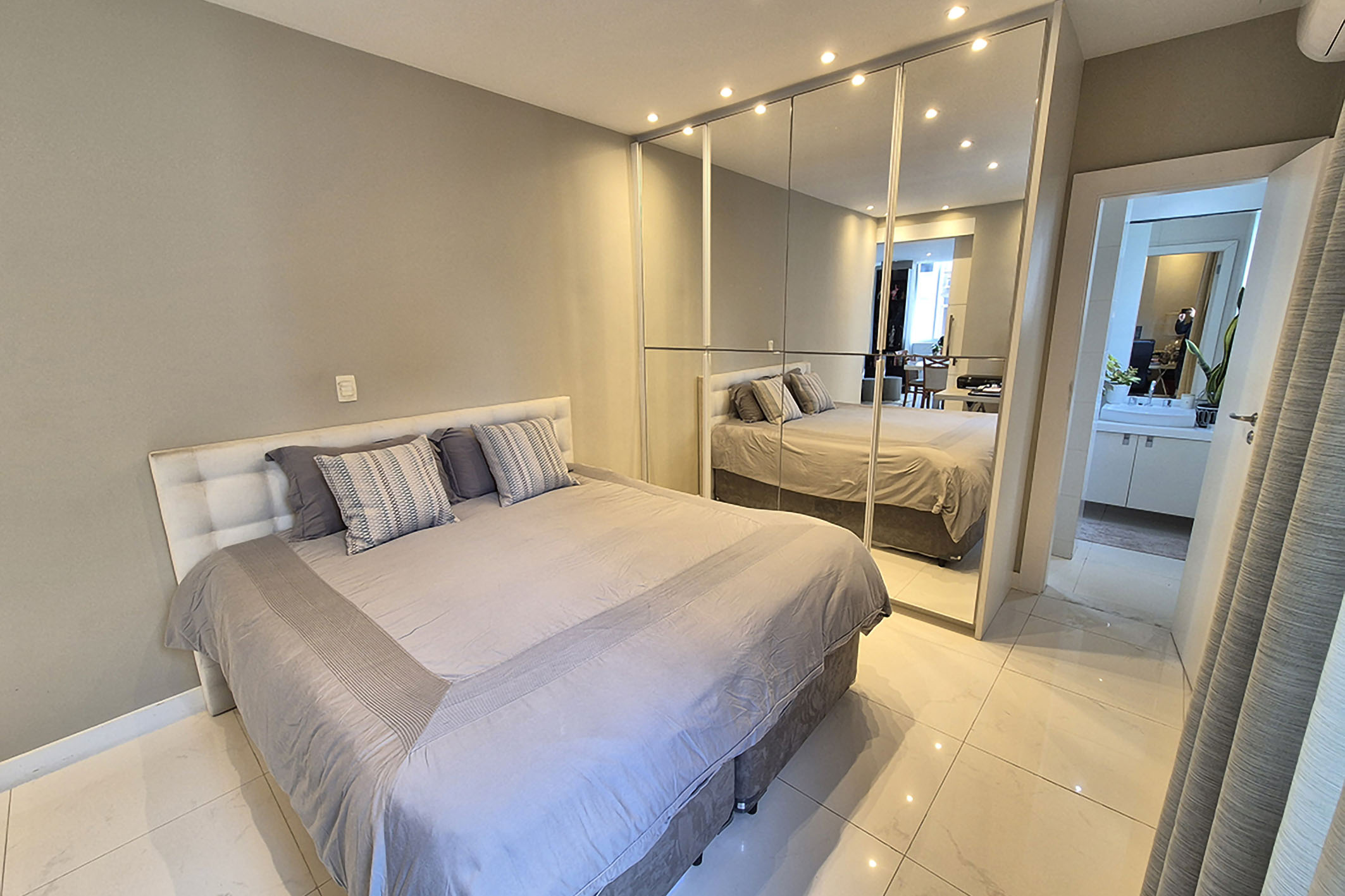  Renovated apartment with three suites on a high floor in Posto 5 - 物件實景