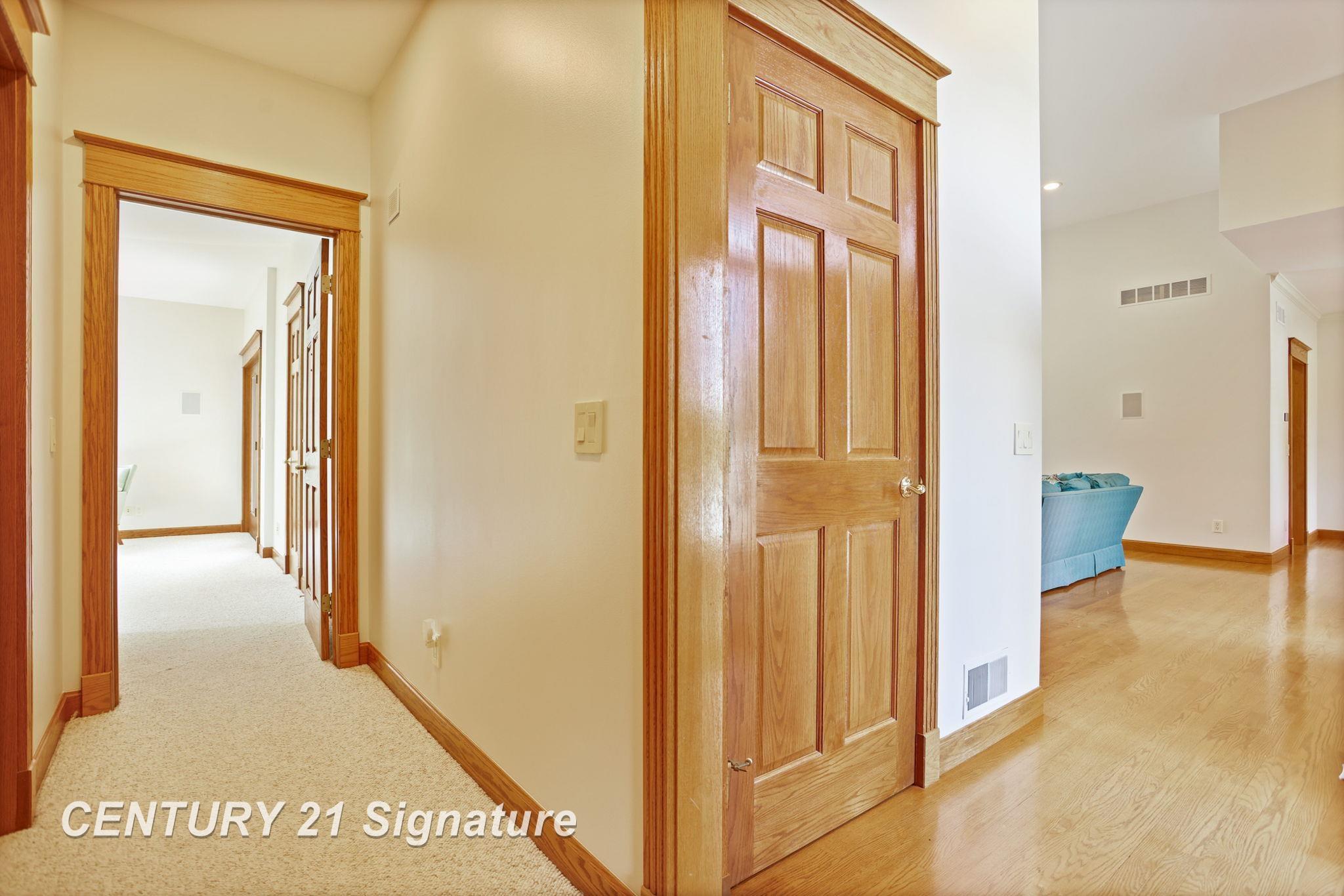 Saginaw, Michigan, 48603, United States, 4 Bedrooms Bedrooms, ,4 BathroomsBathrooms,Residential,For Sale,1979147