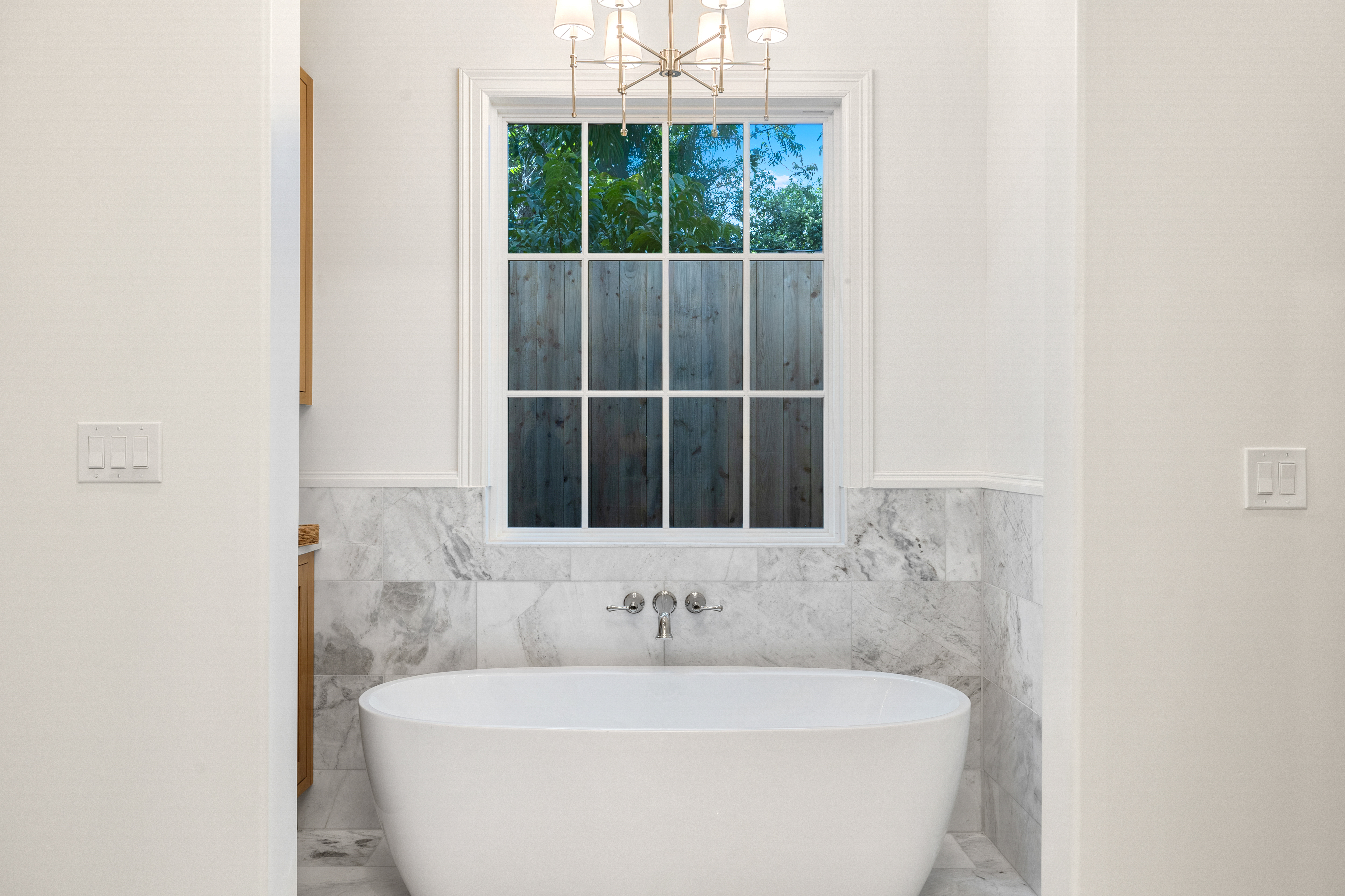  Modern Elegance in Alamo Heights - 物件實景