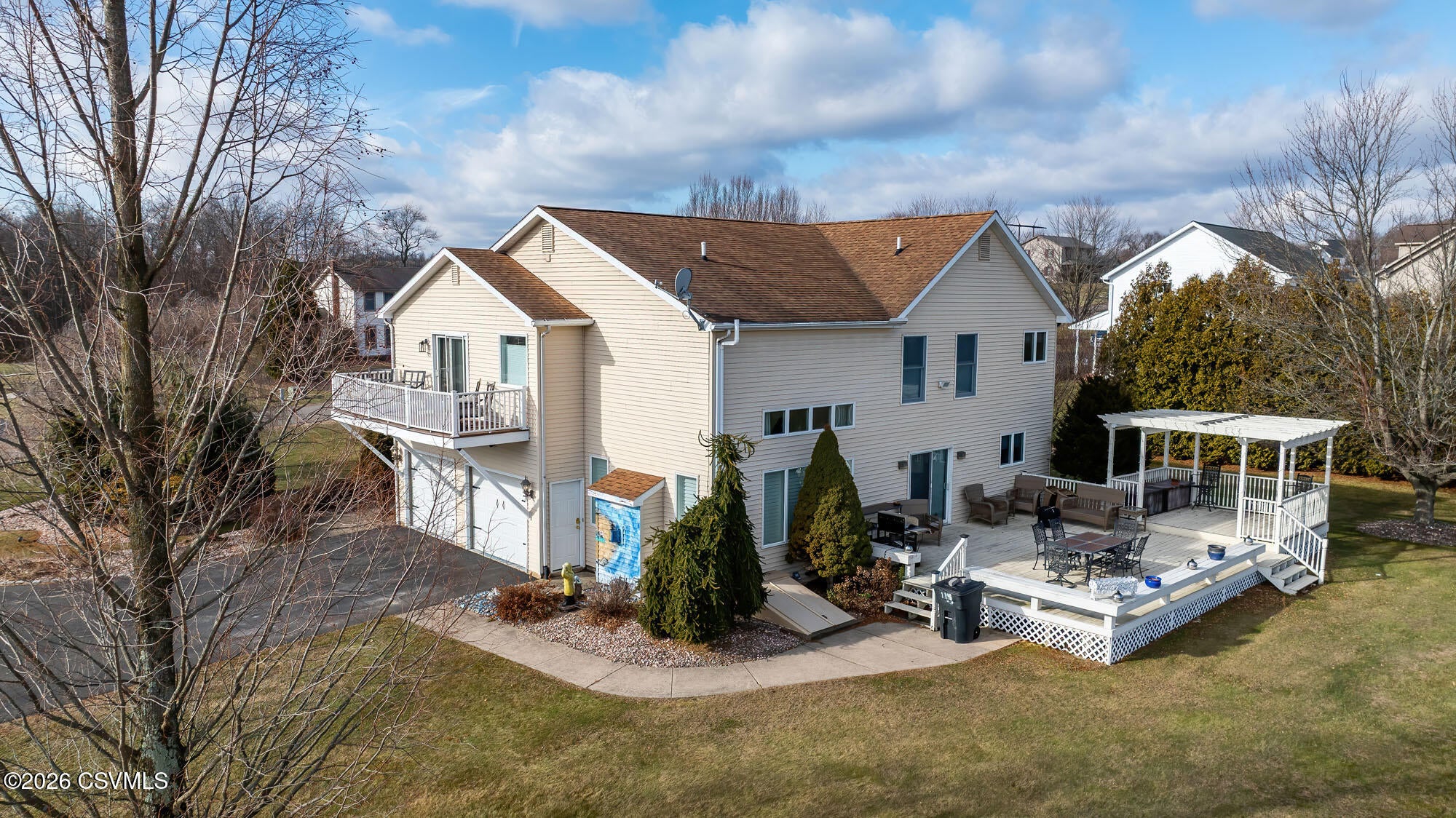 Bloomsburg, Pennsylvania, 17815, United States, 3 Bedrooms Bedrooms, ,4 BathroomsBathrooms,Residential,For Sale,2010041