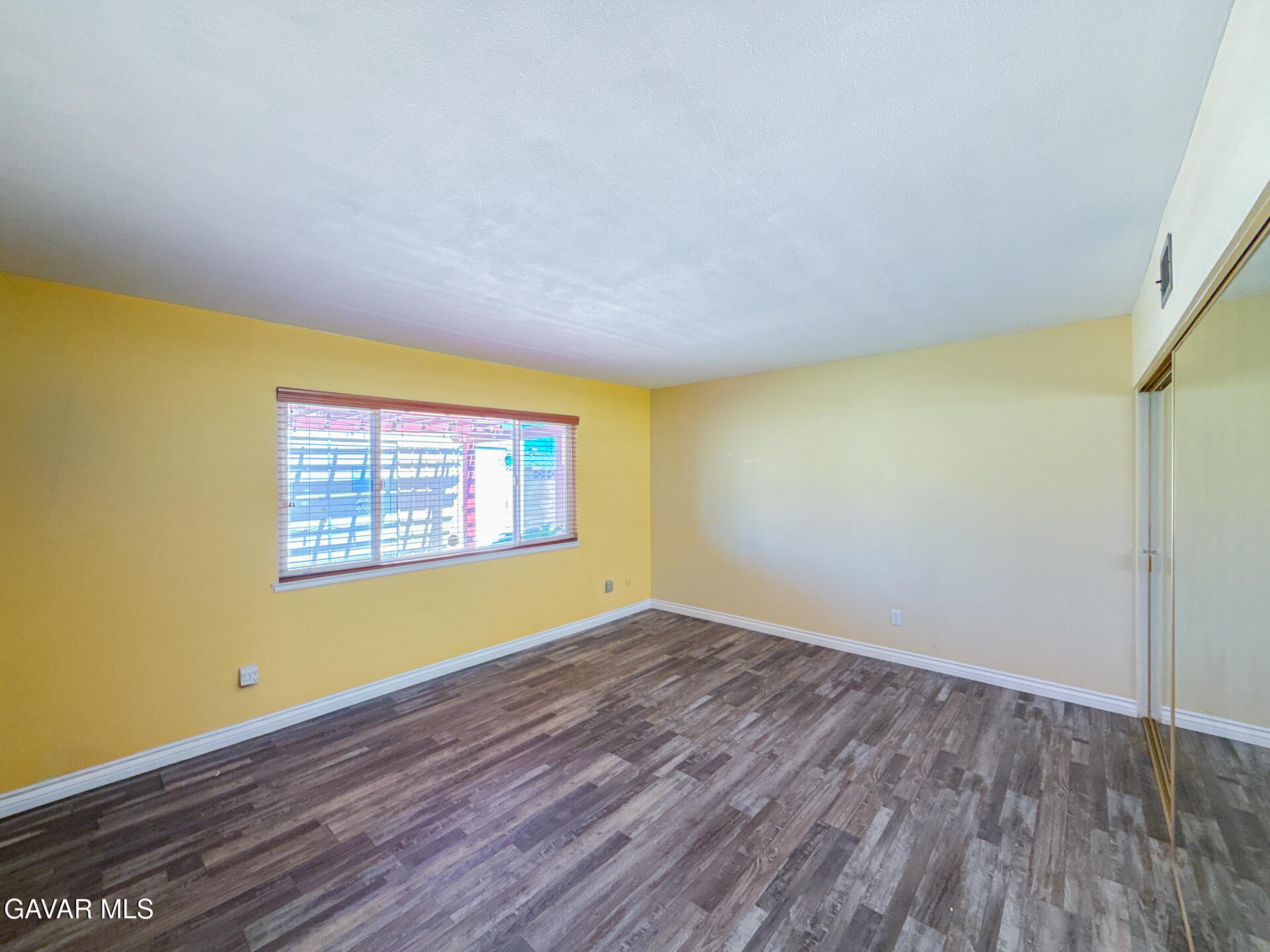 Palmdale, California, 93550, United States, 4 Bedrooms Bedrooms, ,2 BathroomsBathrooms,Residential,For Sale,2028325