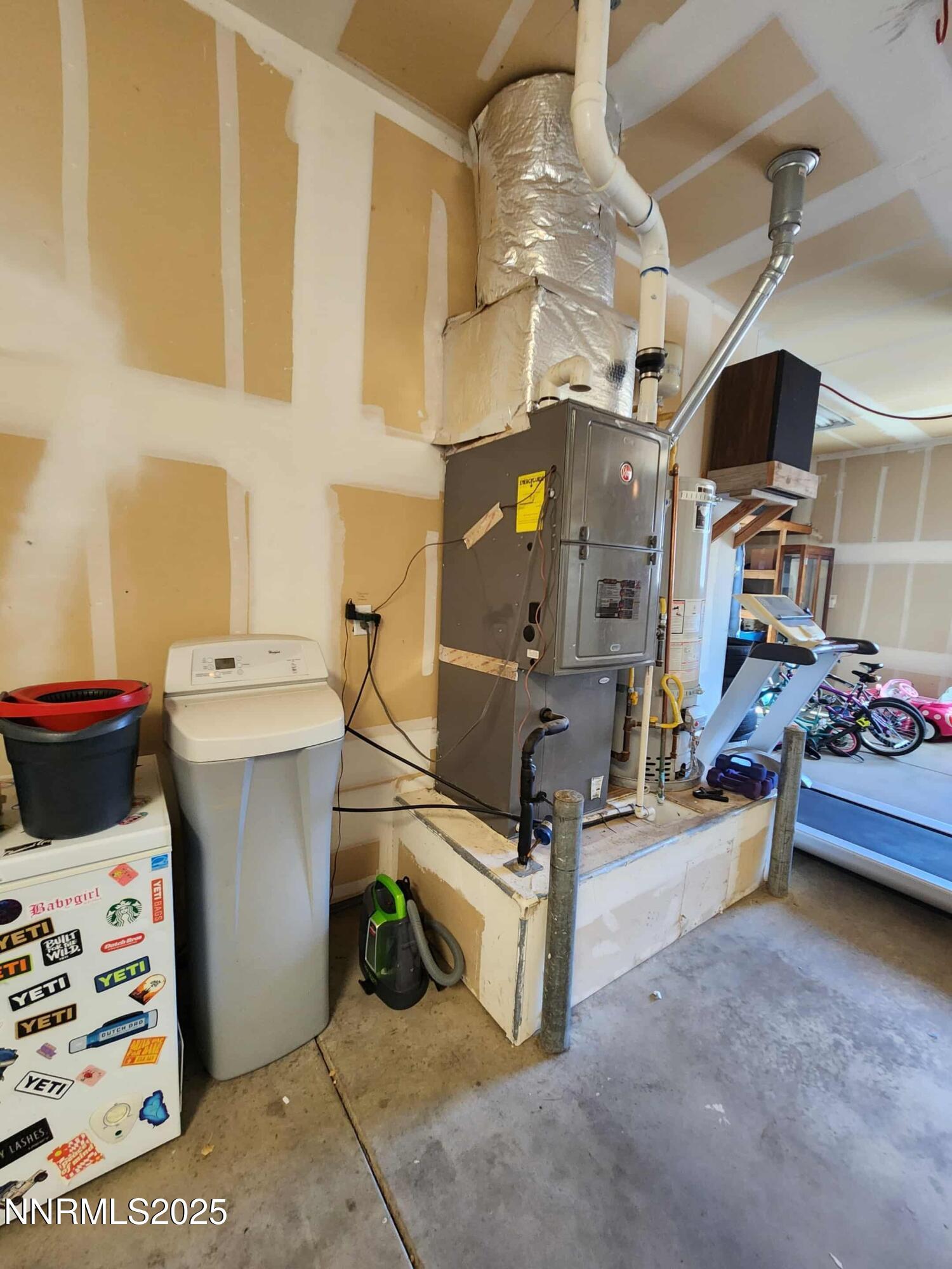 Dayton, Nevada, 89403, United States, 4 Bedrooms Bedrooms, ,3 BathroomsBathrooms,Residential,For Sale,1989070