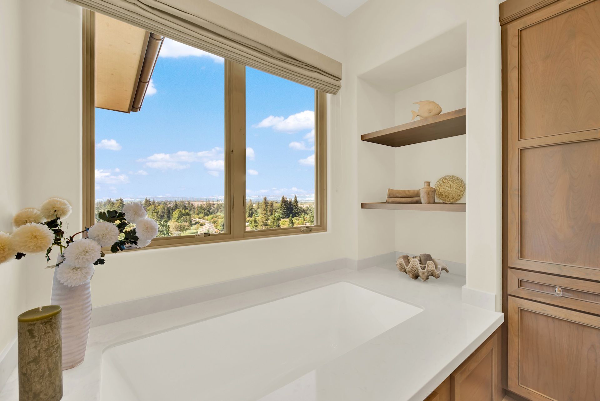  Mediterranean-Inspired Silverado Crest Home - 物件實景