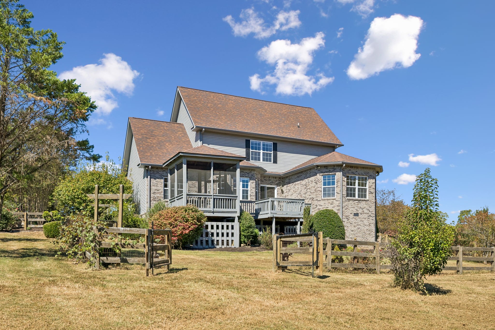  2216 Twin Peaks Ct, Spring Hill, TN, 37174 - 物件實景