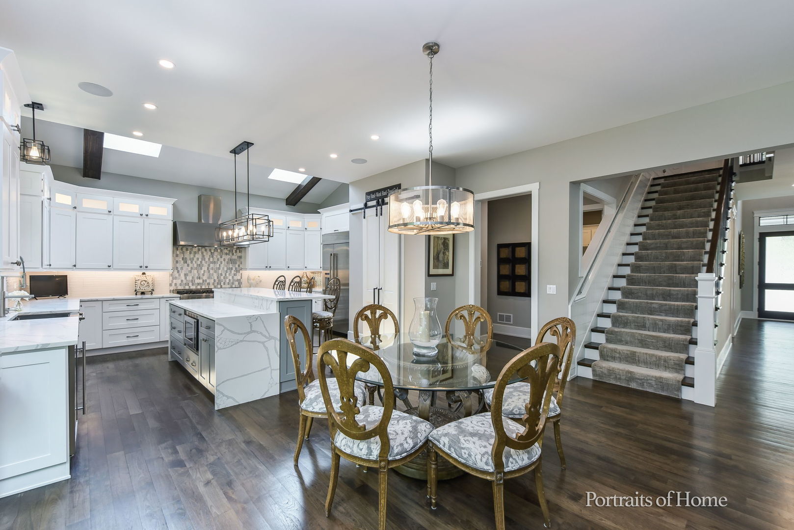 Naperville, Illinois, 60563, United States, 4 Bedrooms Bedrooms, ,4 BathroomsBathrooms,Residential,For Sale,1992094