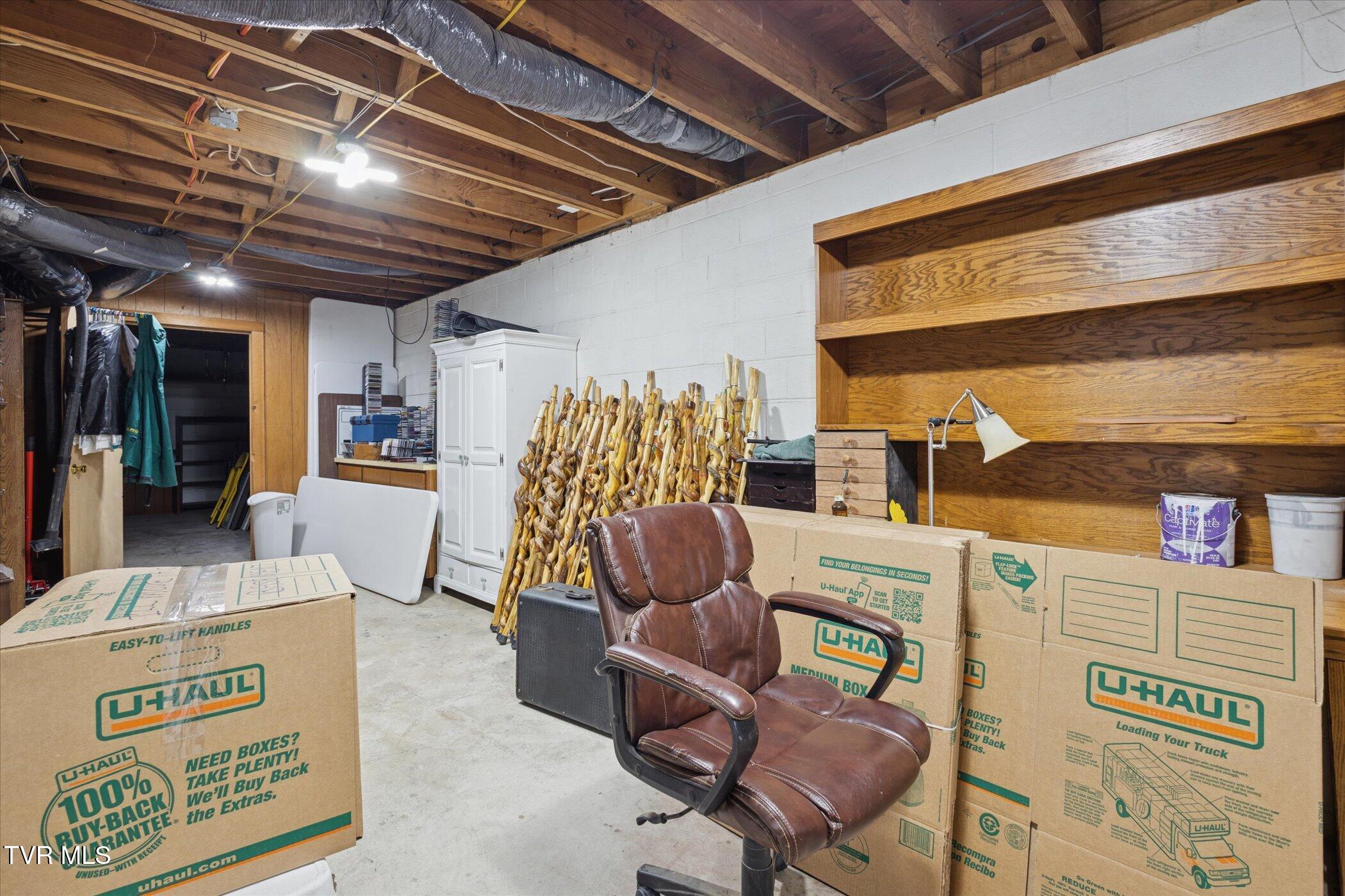 Johnson City, Tennessee, 37604, United States, 4 Bedrooms Bedrooms, ,3 BathroomsBathrooms,Residential,For Sale,1978550