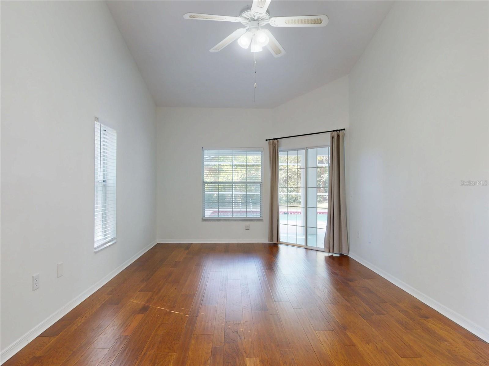 OCALA, Florida, 34482, United States, 4 Bedrooms Bedrooms, ,2 BathroomsBathrooms,Residential,For Sale,1991110