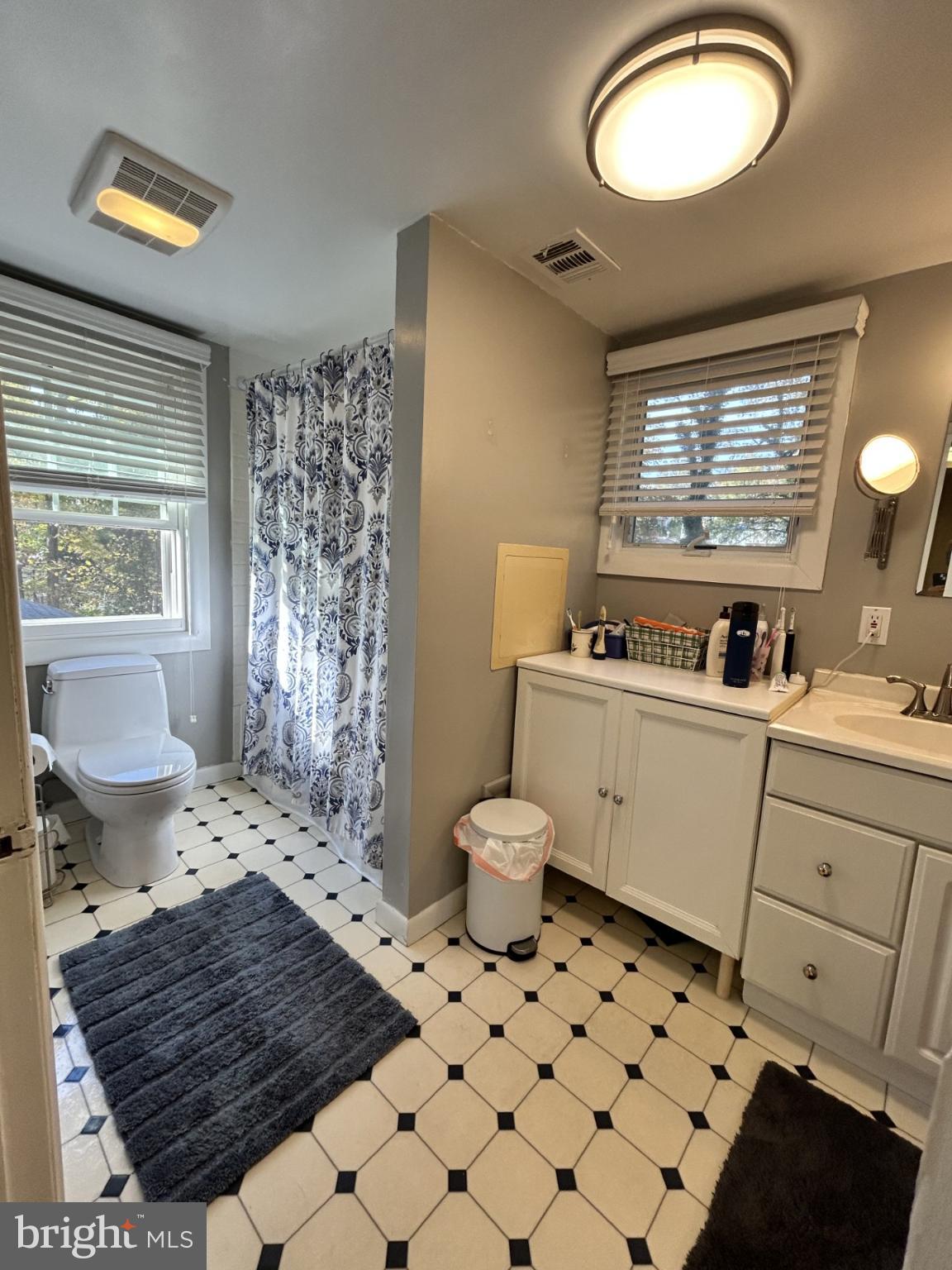 Beltsville, Maryland, 20705, United States, 3 Bedrooms Bedrooms, ,2 BathroomsBathrooms,Residential,For Sale,1987066