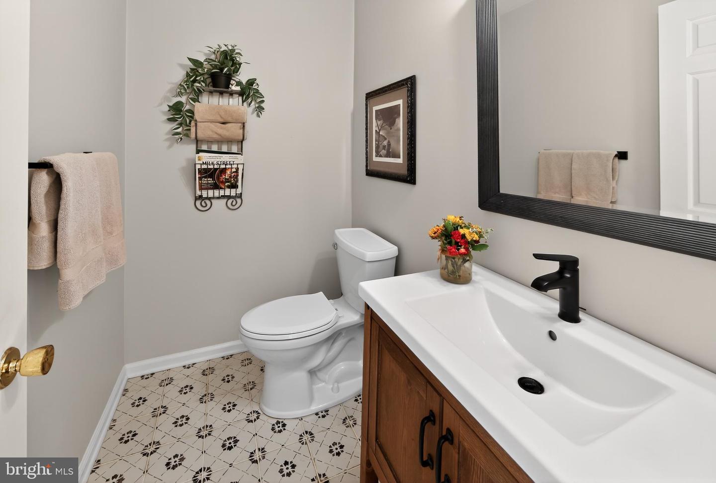 Exton, Pennsylvania, 19341, United States, 5 Bedrooms Bedrooms, ,3 BathroomsBathrooms,Residential,For Sale,1989279