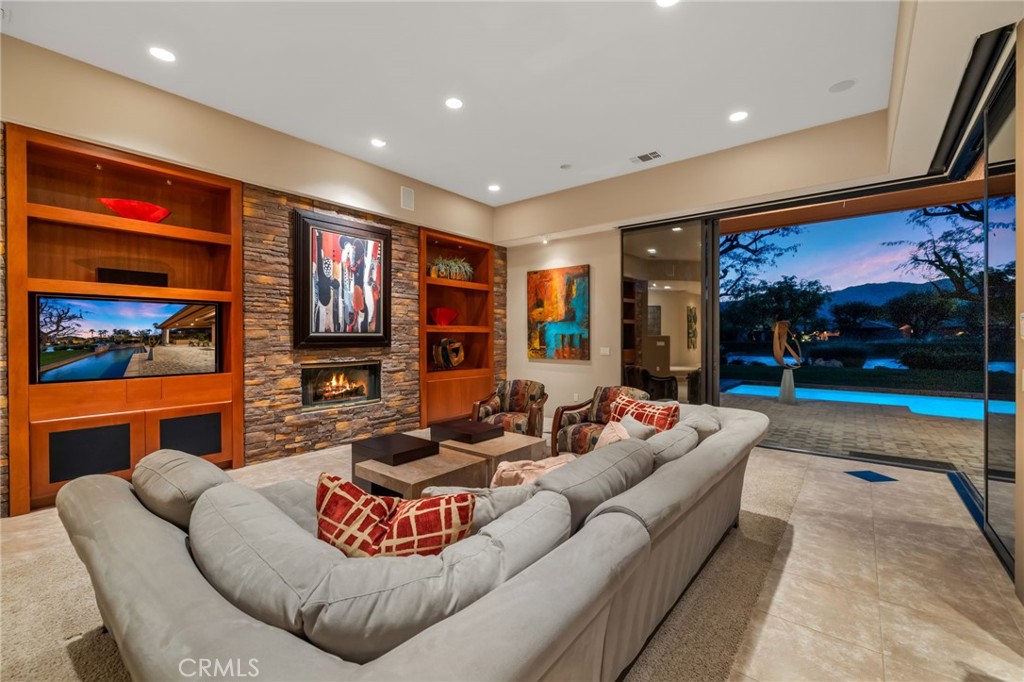 La Quinta, California, 92253, United States, 3 Bedrooms Bedrooms, ,3 BathroomsBathrooms,Residential,For Sale,1991413