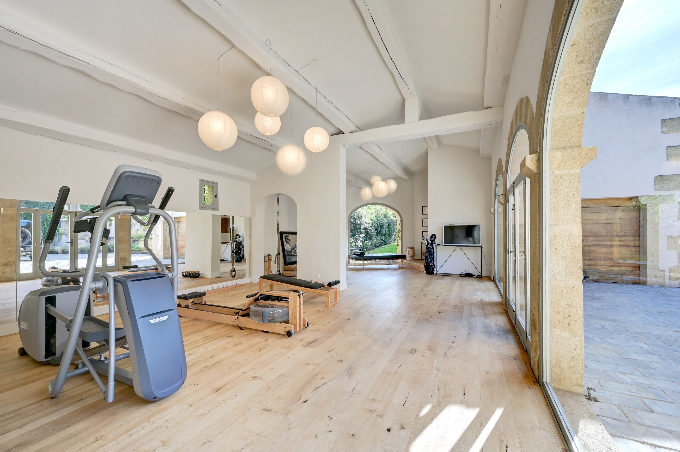  Refined Provençal Estate with Sainte-Victoire Views – Minutes from Aix-en-Prove… - 物件實景