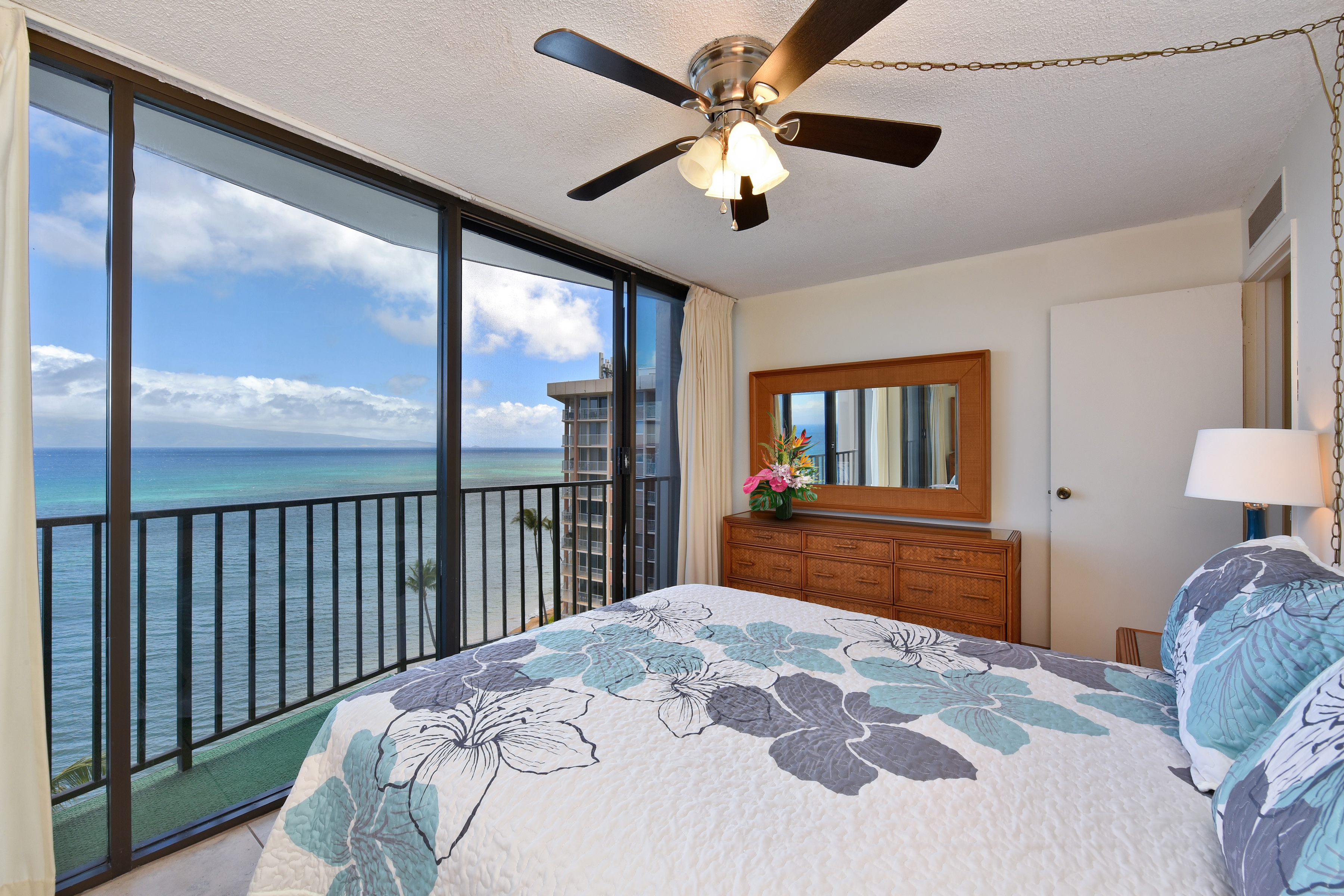  Featuring breathtaking panoramic ocean views - 物件實景