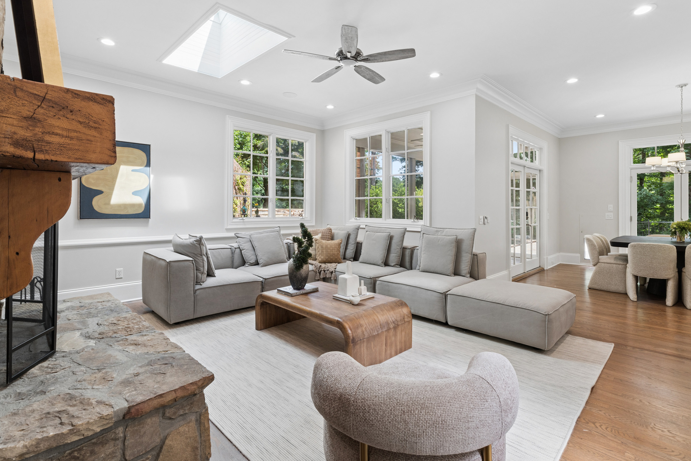  Timeless Design, Privacy, and Exceptional Outdoor Living in Sandy Springs - 物件實景