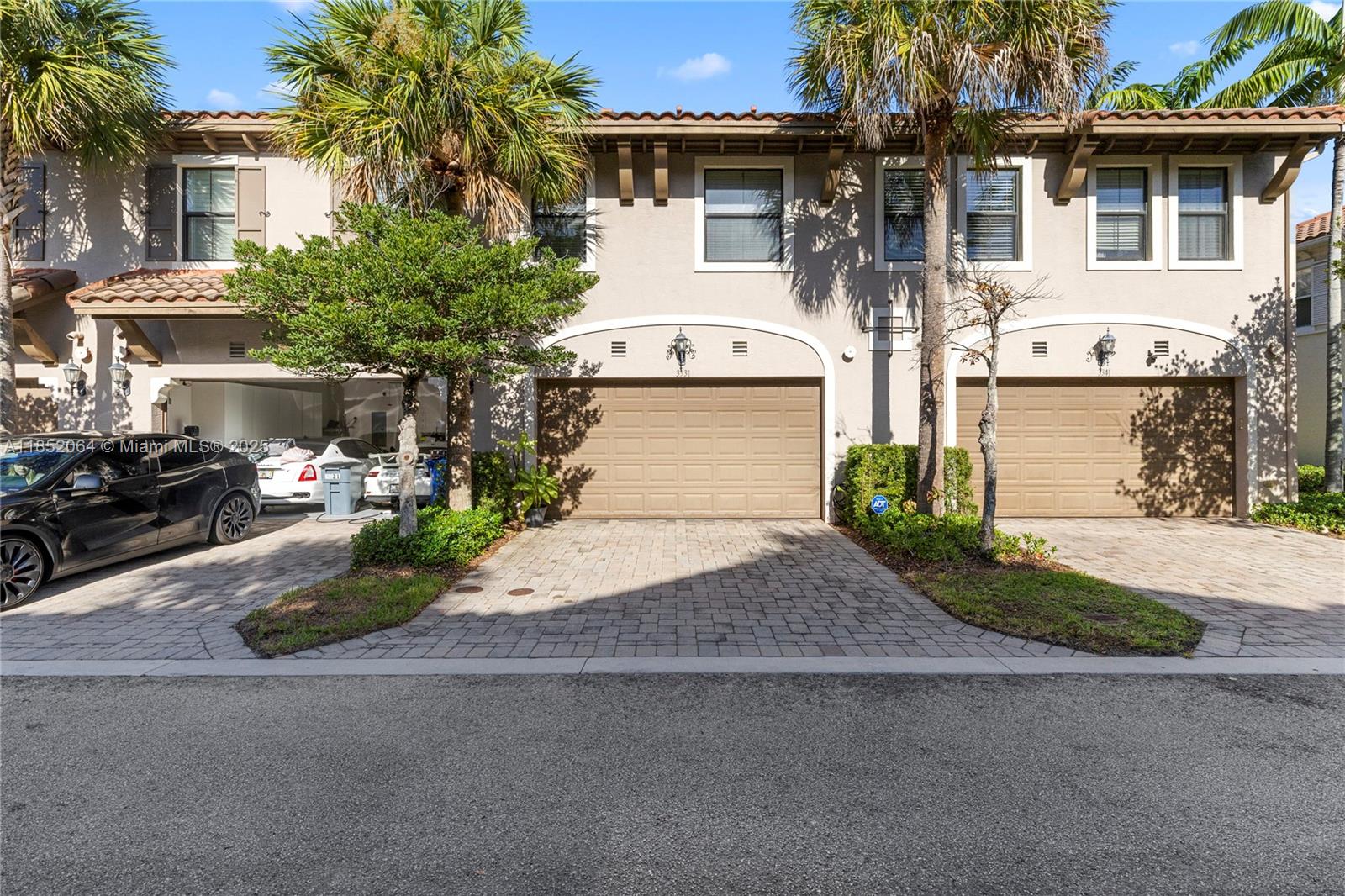 Sunrise, Florida, 33323, United States, 3 Bedrooms Bedrooms, ,3 BathroomsBathrooms,Residential,For Sale,1908528