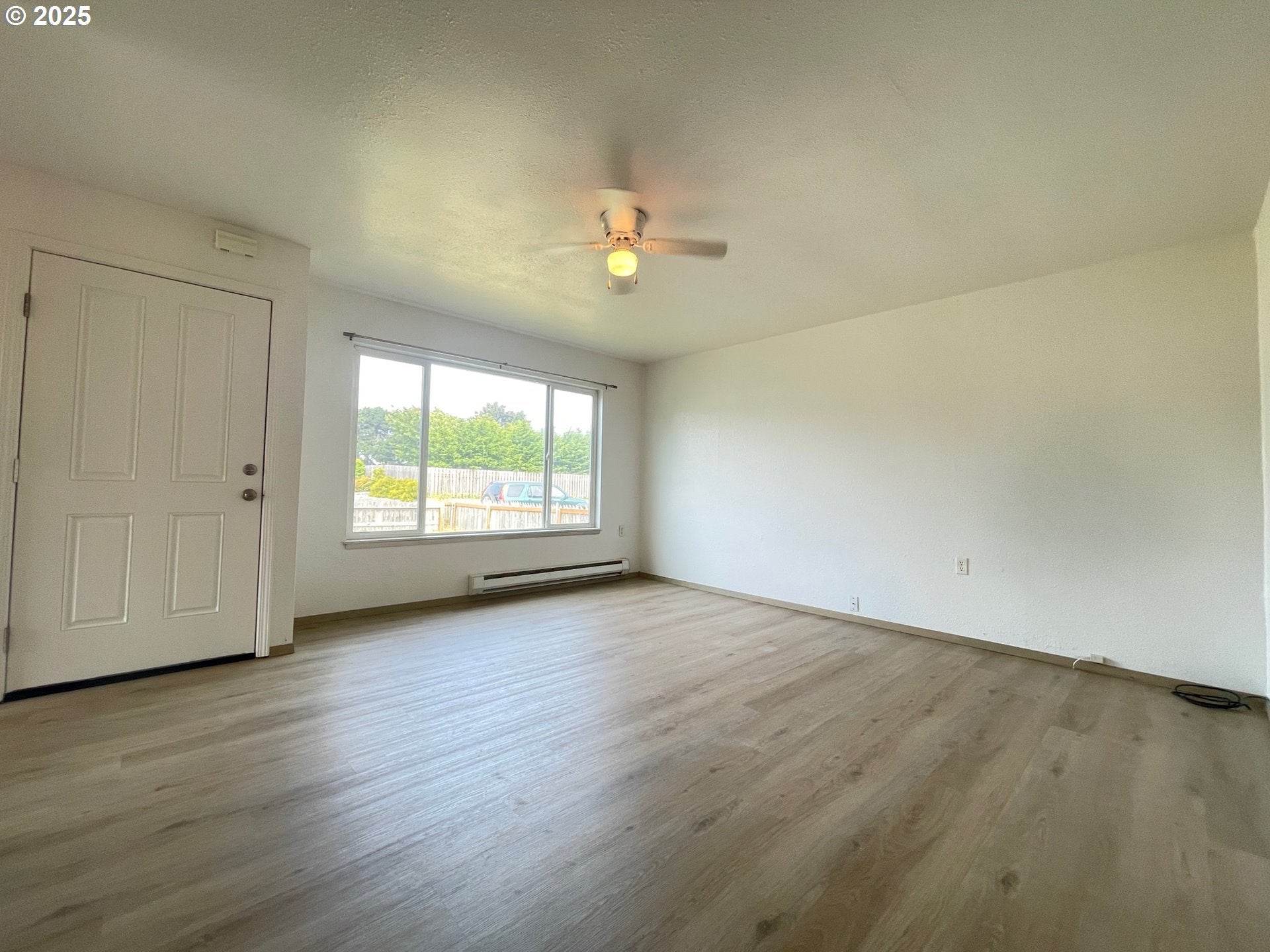 Bandon, Oregon, 97411, United States, ,Residential,For Sale,1923240
