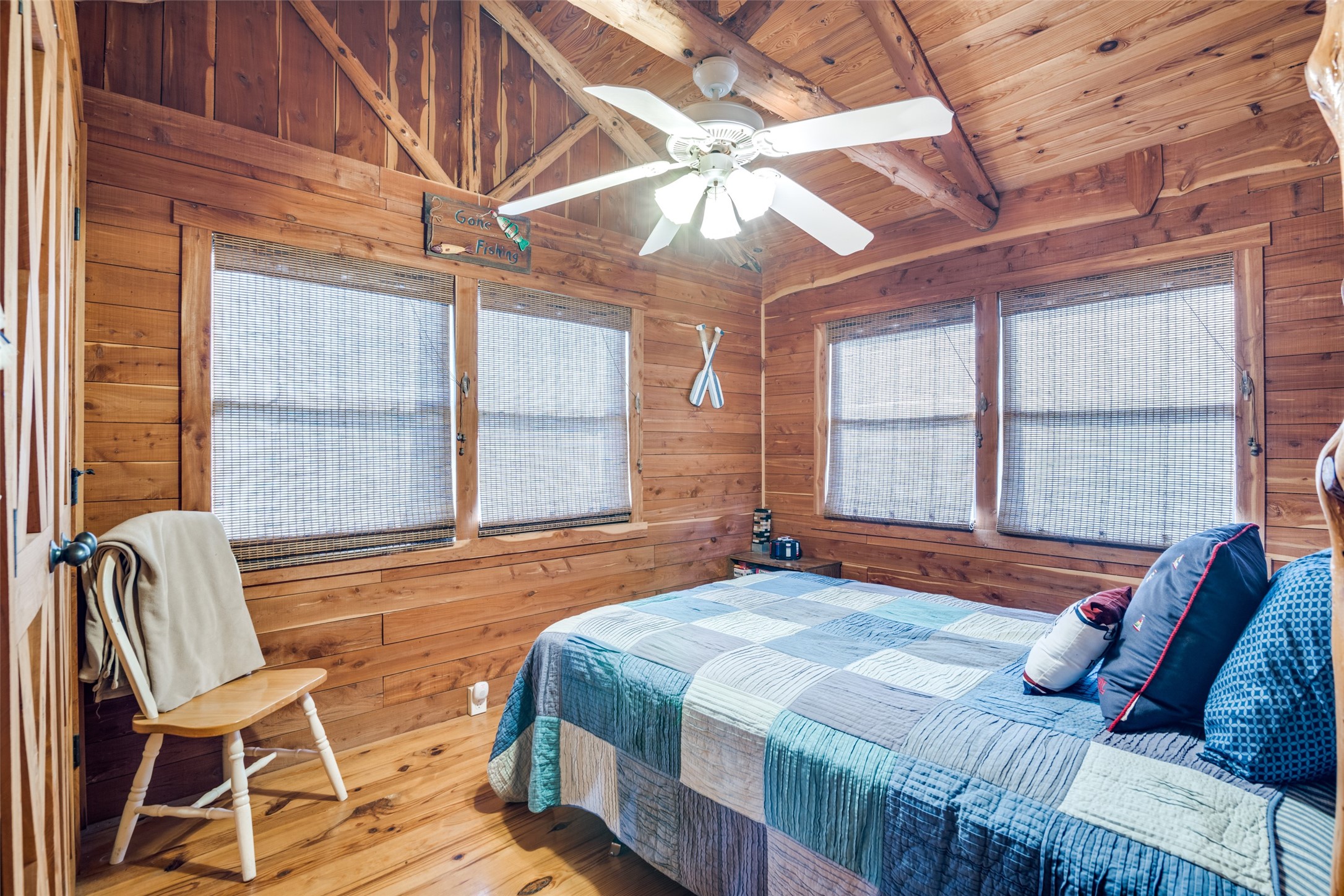 Streetman, Texas, 75859, United States, 2 Bedrooms Bedrooms, ,3 BathroomsBathrooms,Residential,For Sale,1985464