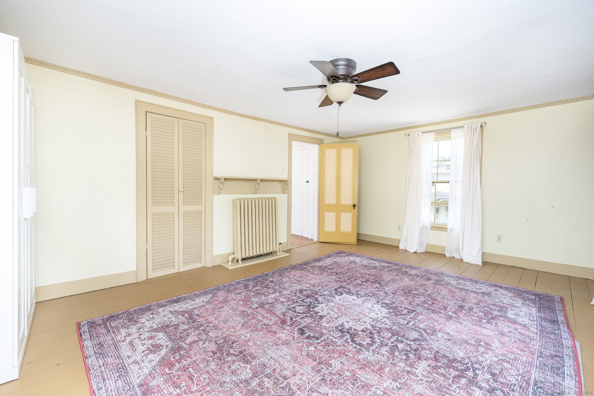 Wethersfield, Connecticut, 06109, United States, 4 Bedrooms Bedrooms, ,2 BathroomsBathrooms,Residential,For Sale,1939888