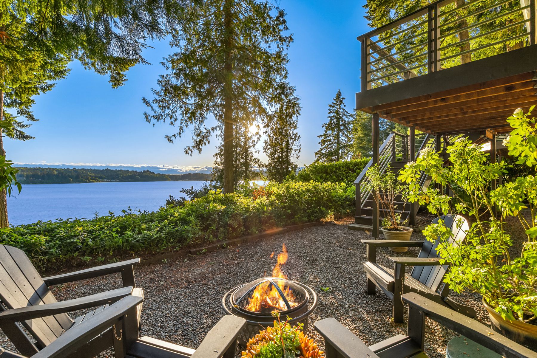  9453 Olympus Beach Rd NE, Bainbridge Island, WA 98110 - 物件實景