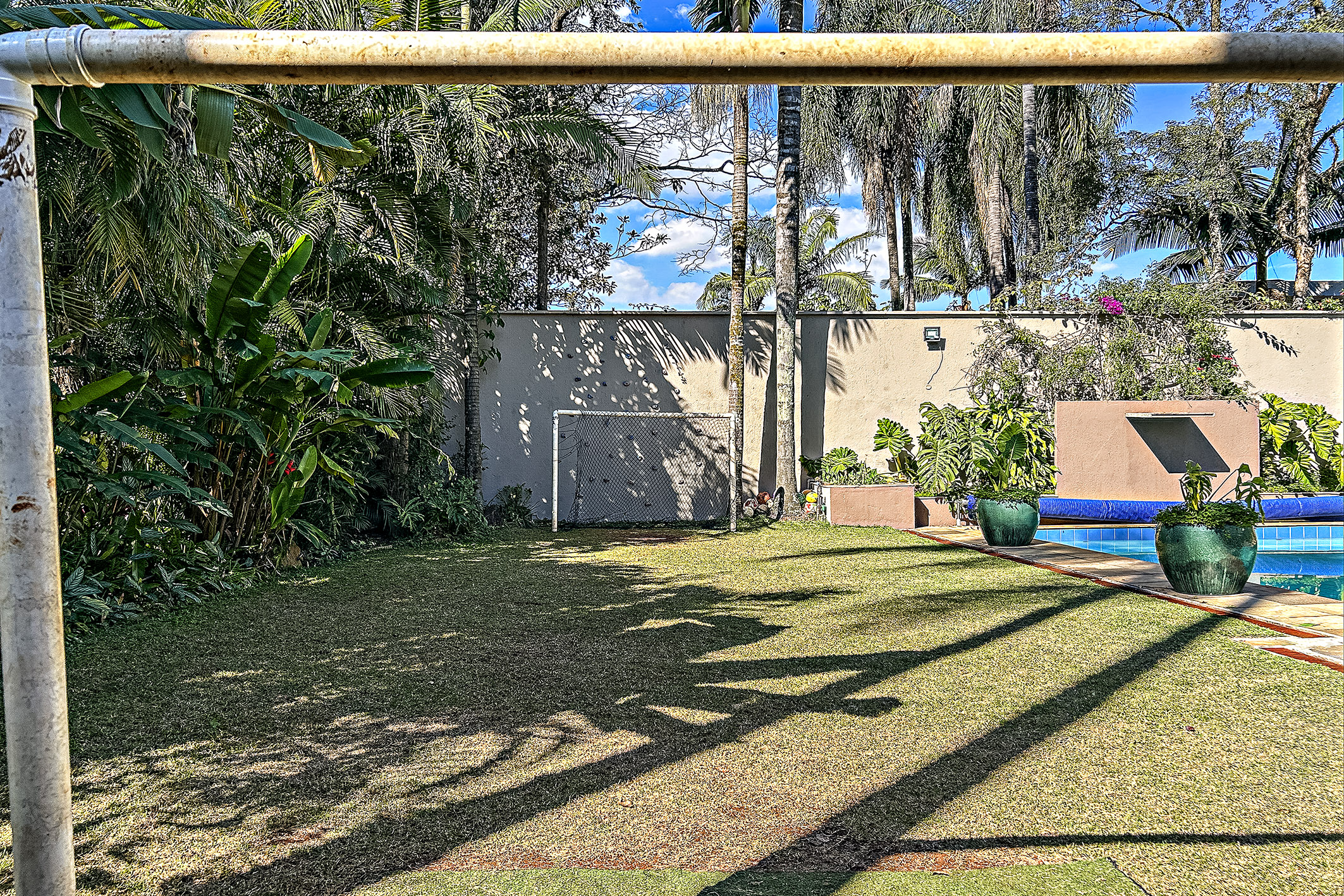 Family Residence with Garden and Pool near Parque do Cordeiro - 物件實景