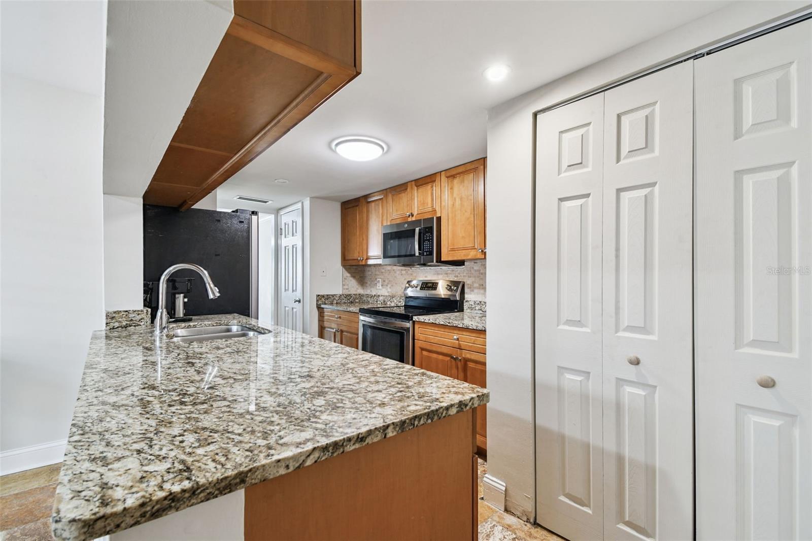 Tampa, Florida, 33609, United States, 3 Bedrooms Bedrooms, ,3 BathroomsBathrooms,Residential,For Sale,1981719