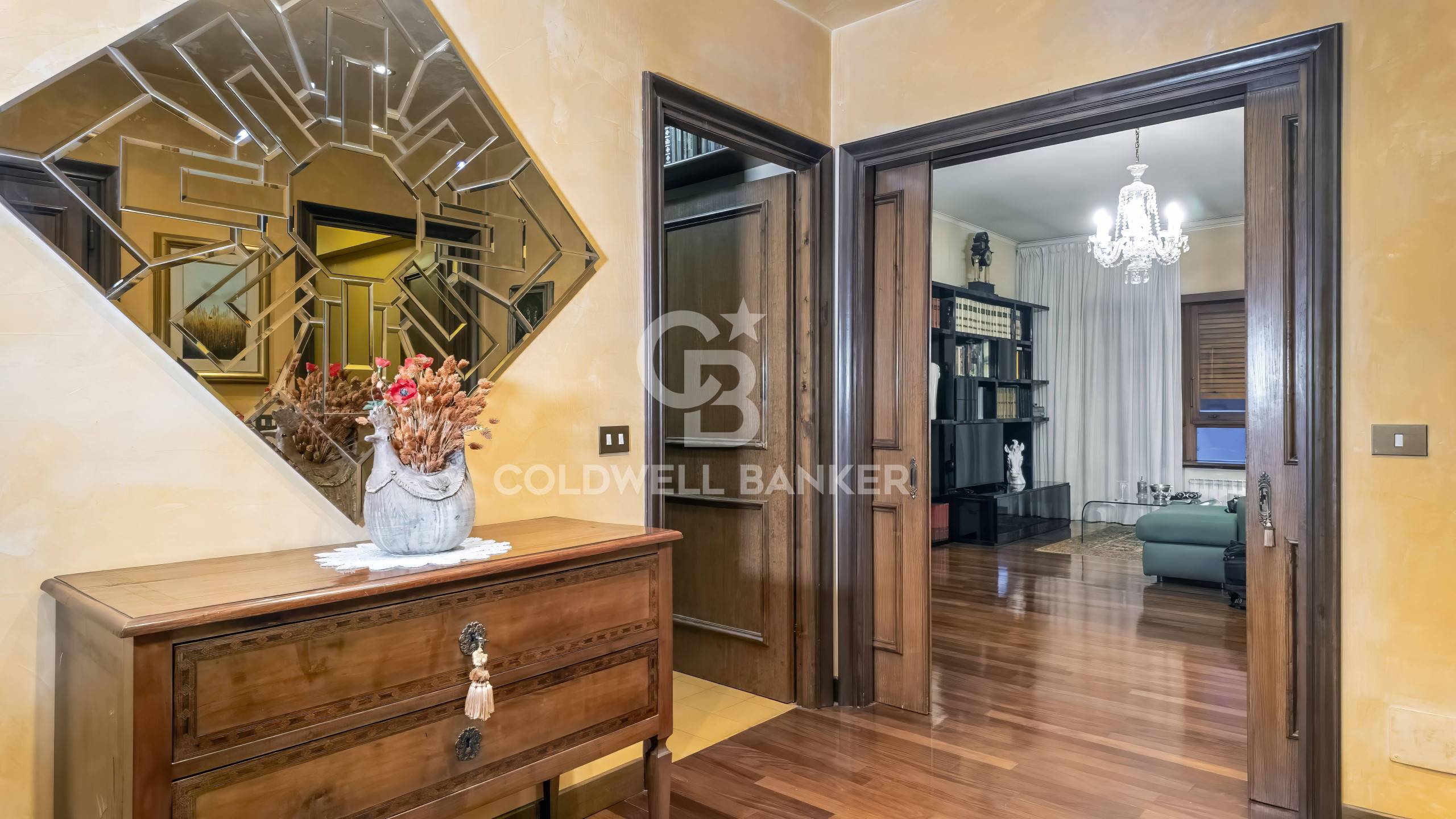 Roma, Roma, 00100, IT, 3 Bedrooms Bedrooms, ,3 BathroomsBathrooms,Residential,For Sale,1700396