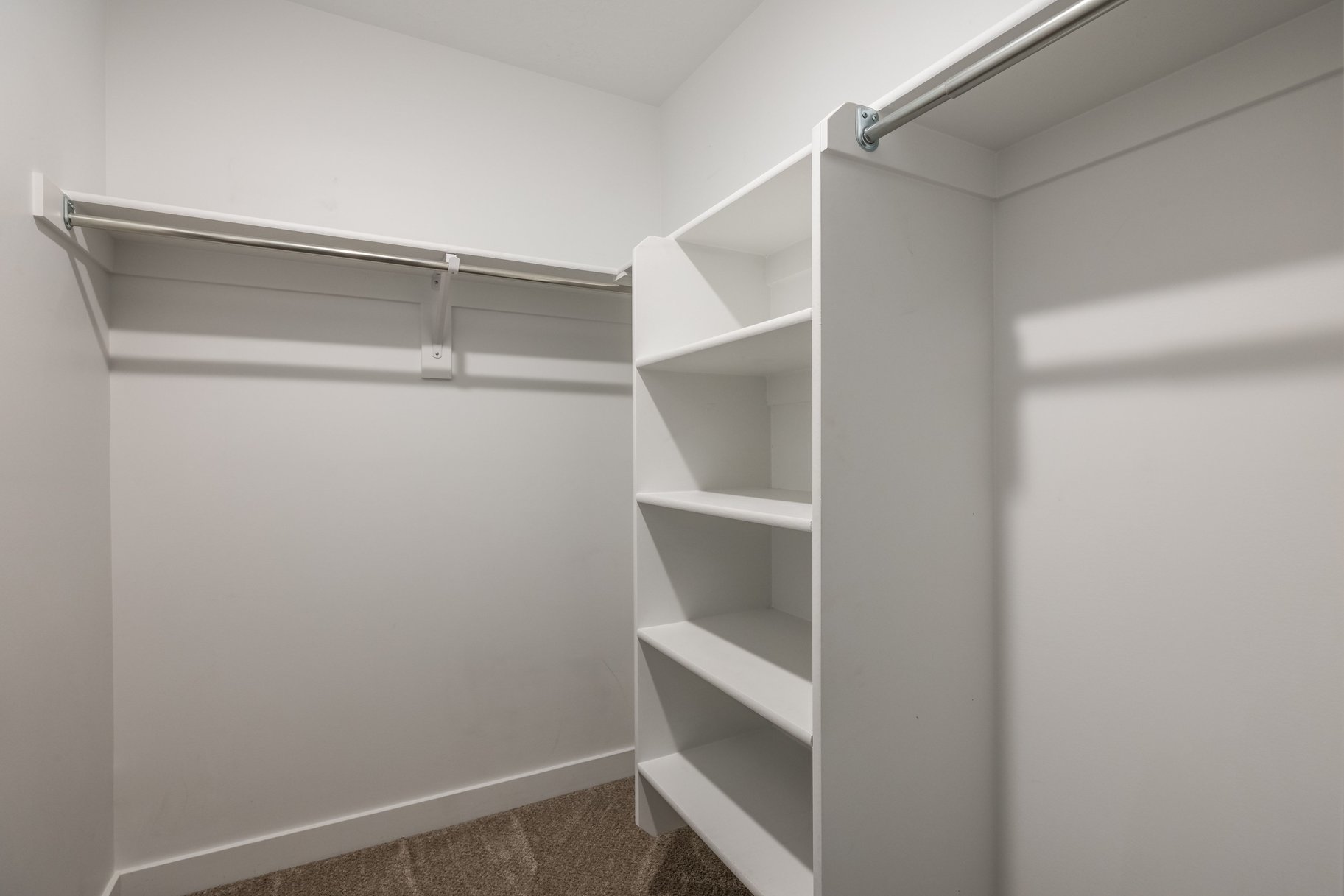  Meticulously Upgraded Townhome in Prime Draper - 物件實景