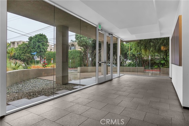 West Los Angeles, California, 90069, United States, 2 Bedrooms Bedrooms, ,2 BathroomsBathrooms,Residential,For Sale,1993889