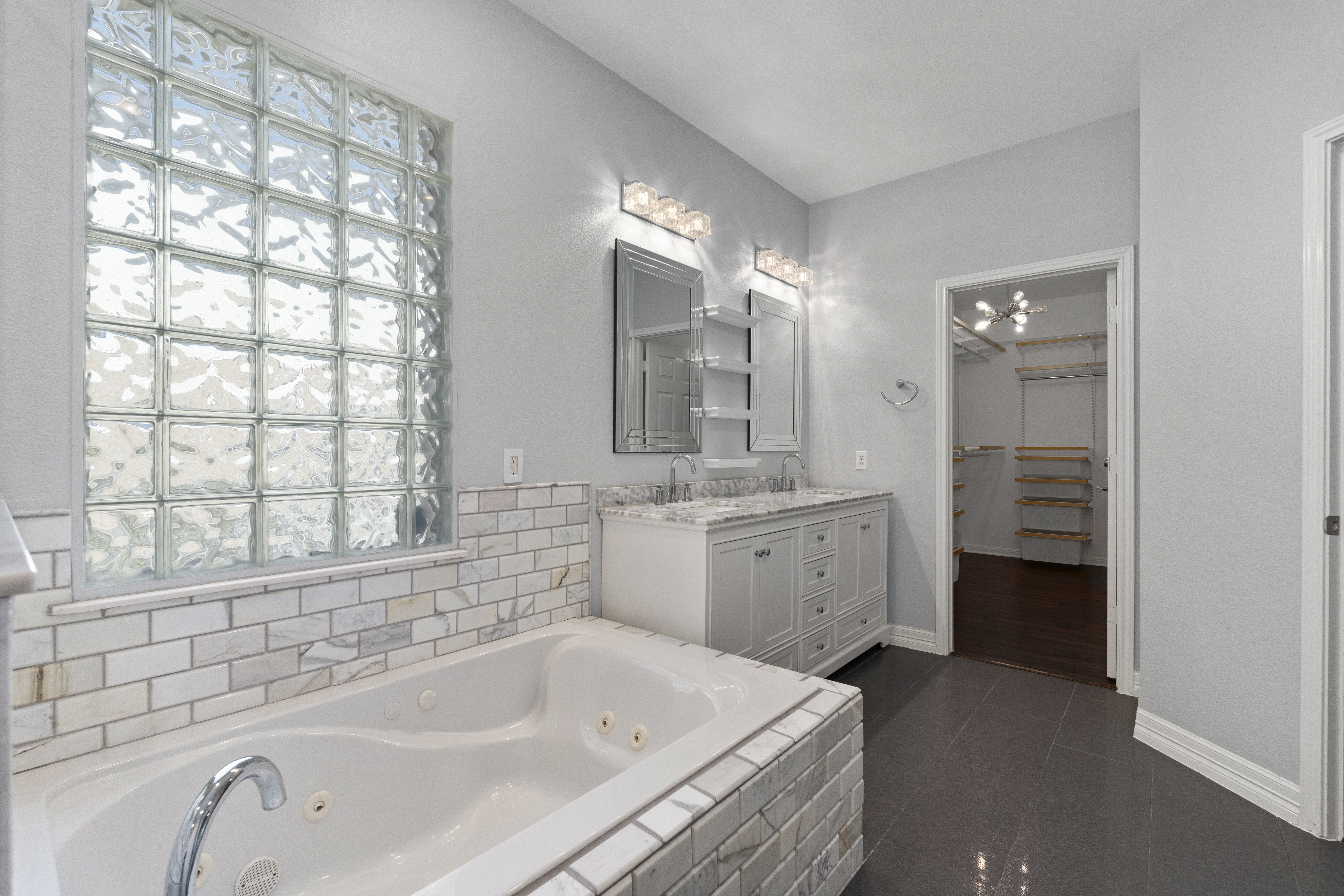  Elegant Two-Story in Renaissance at The Vineyard - 物件實景