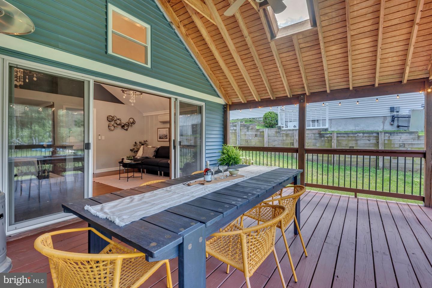 Pasadena, Maryland, 21122, United States, 2 Bedrooms Bedrooms, ,2 BathroomsBathrooms,Residential,For Sale,1837604