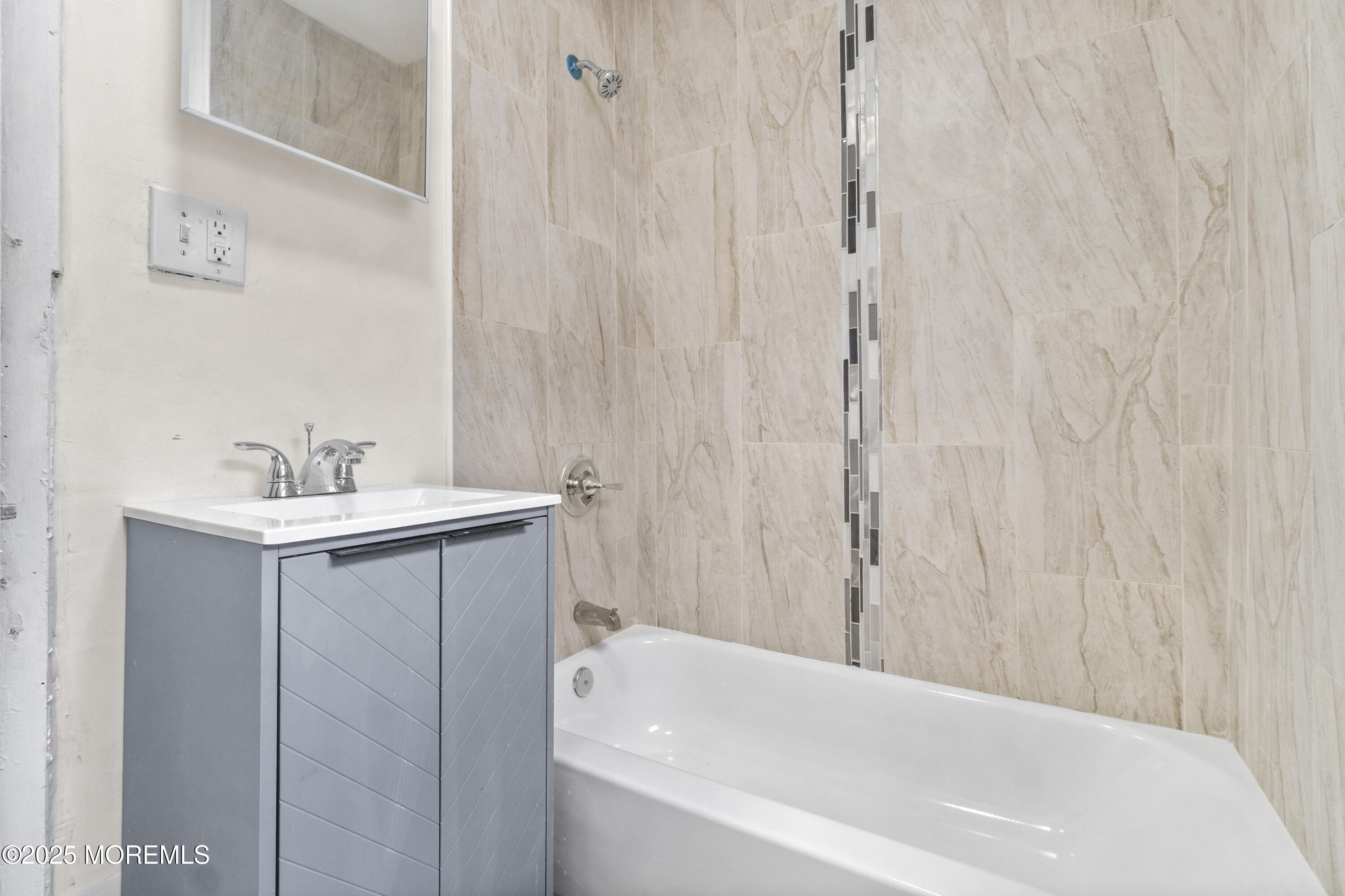 Newark, New Jersey, 07112, United States, ,Residential,For Sale,2008855