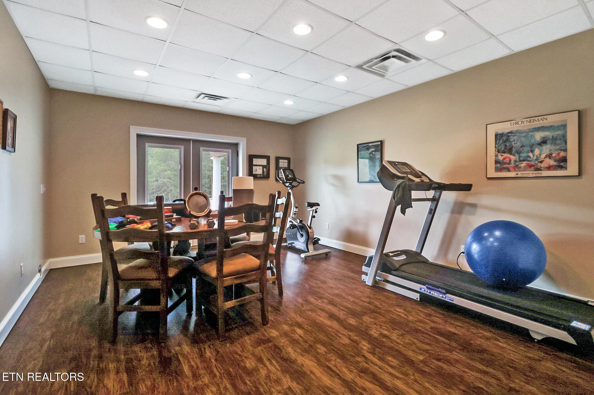 Crossville, Tennessee, 38555, United States, 3 Bedrooms Bedrooms, ,4 BathroomsBathrooms,Residential,For Sale,1977944