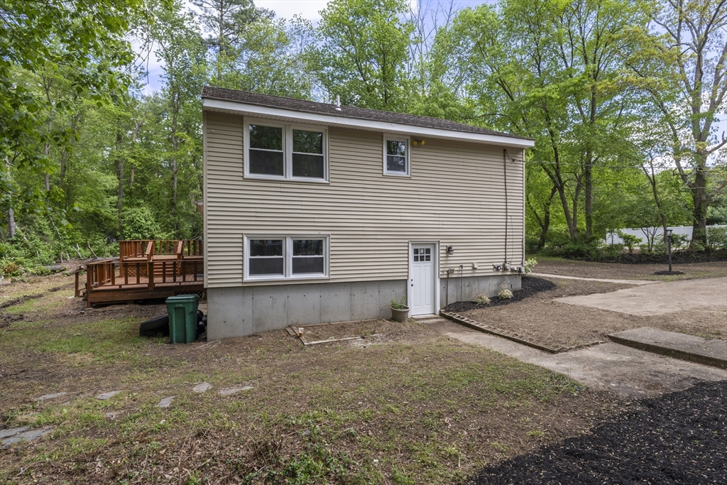 Mansfield, Massachusetts, 02048, United States, 4 Bedrooms Bedrooms, ,2 BathroomsBathrooms,Residential,For Sale,1942588