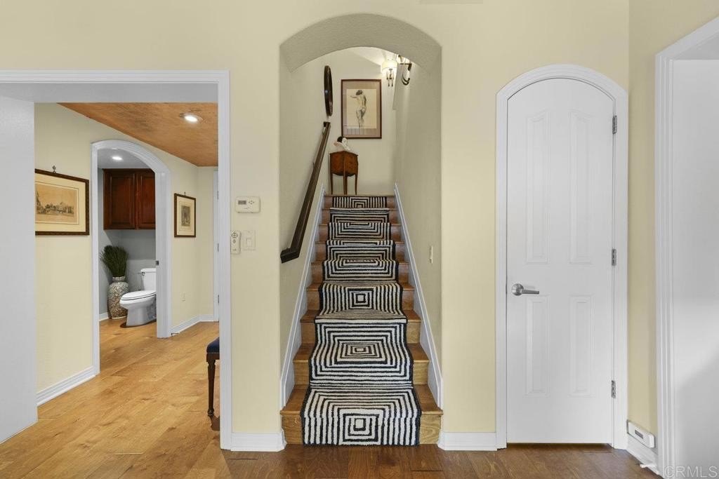 San Diego, California, 92101, United States, 2 Bedrooms Bedrooms, ,3 BathroomsBathrooms,Residential,For Sale,1856536