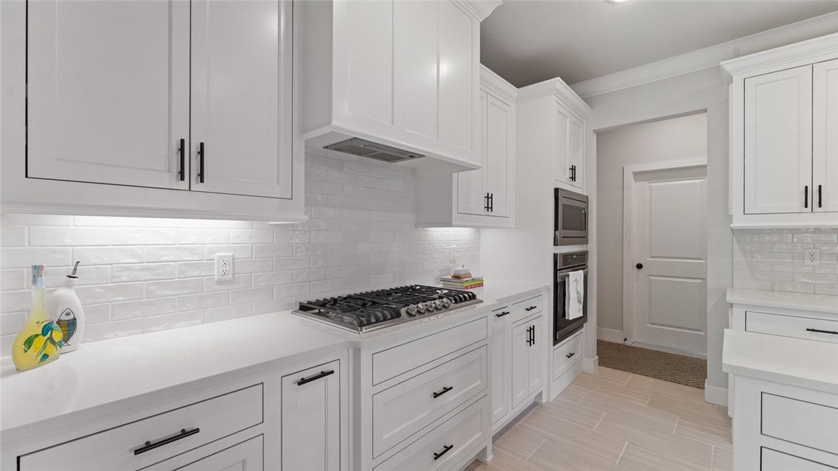 Bentonville, Arkansas, 72713, United States, 4 Bedrooms Bedrooms, ,3 BathroomsBathrooms,Residential,For Sale,1989403