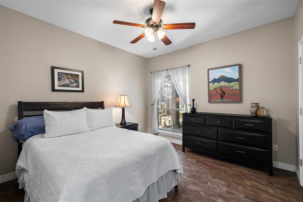 Granbury, Texas, 76049, United States, 4 Bedrooms Bedrooms, ,3 BathroomsBathrooms,Residential,For Sale,2024431