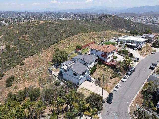 Spring Valley, California, 91977, United States, 4 Bedrooms Bedrooms, ,3 BathroomsBathrooms,Residential,For Sale,2009098