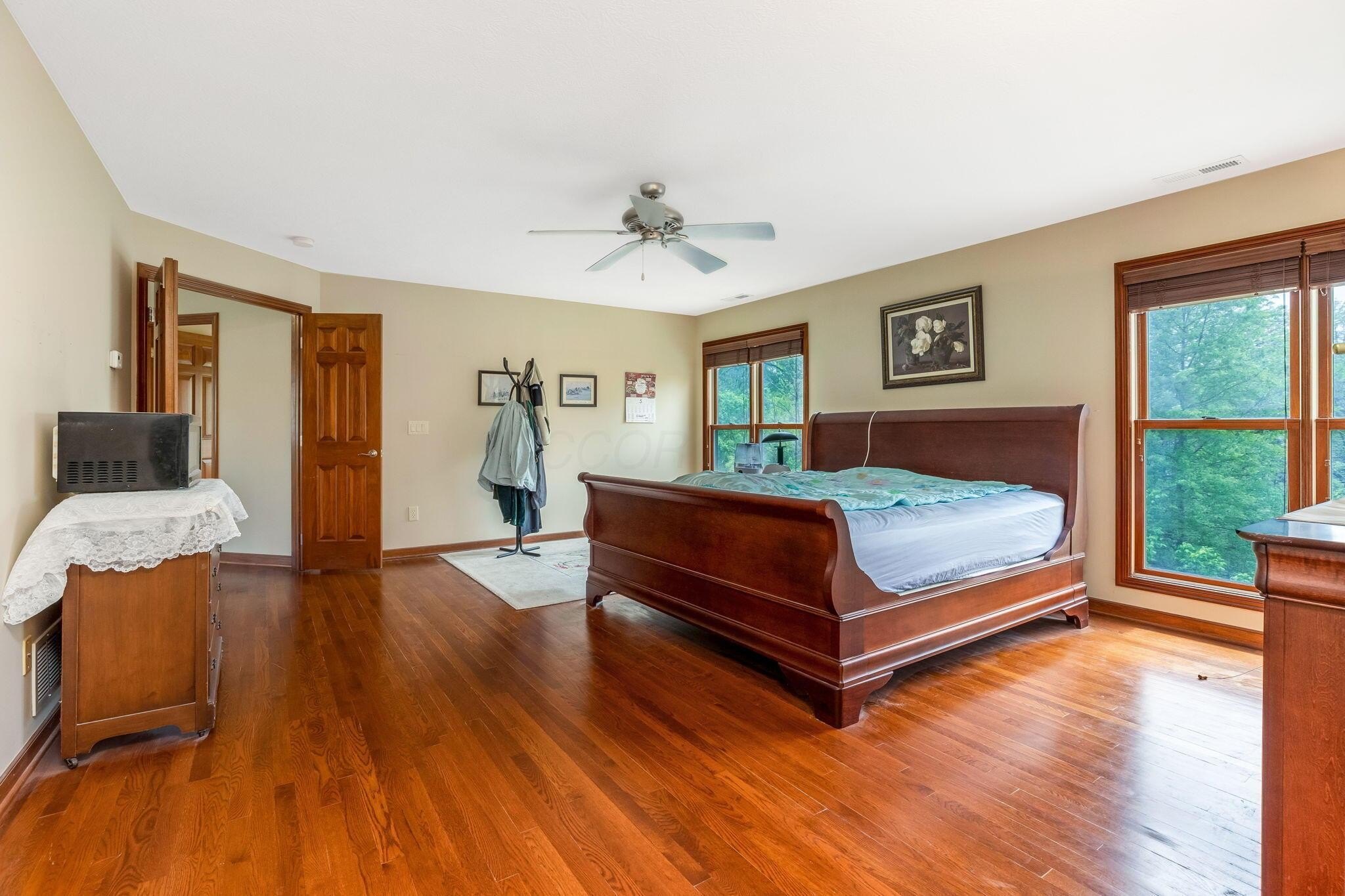 Blacklick, Ohio, 43004, United States, 4 Bedrooms Bedrooms, ,4 BathroomsBathrooms,Residential,For Sale,1860934