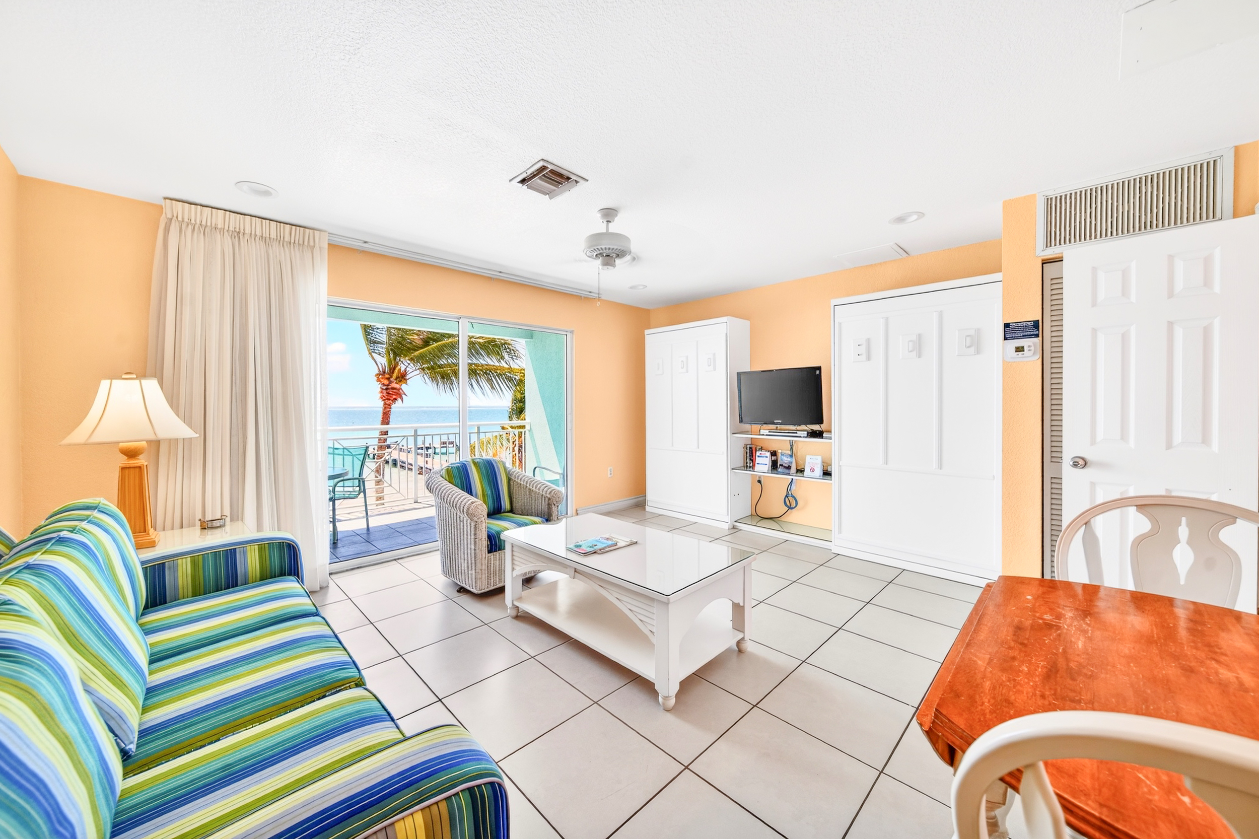  Compass Point 205 - One Bedroom - 物件實景