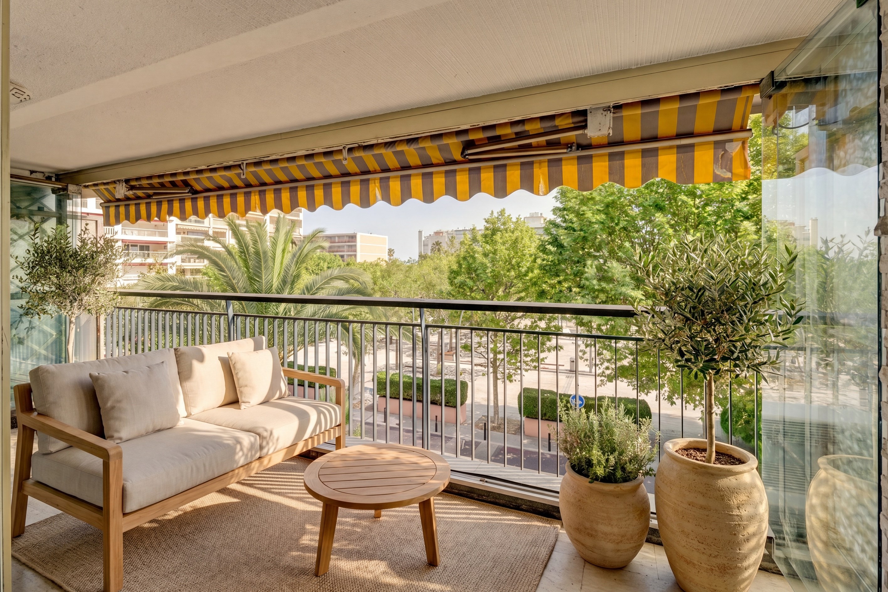  Palm Beach Cannes apartment with terrace and renovation potential near the beac… - 物件實景
