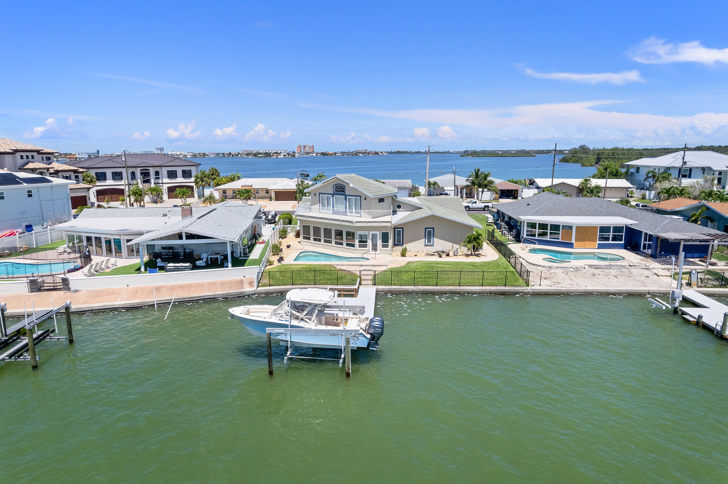 Seminole, Florida, 33772, United States, 3 Bedrooms Bedrooms, ,3 BathroomsBathrooms,Residential,For Sale,1900666